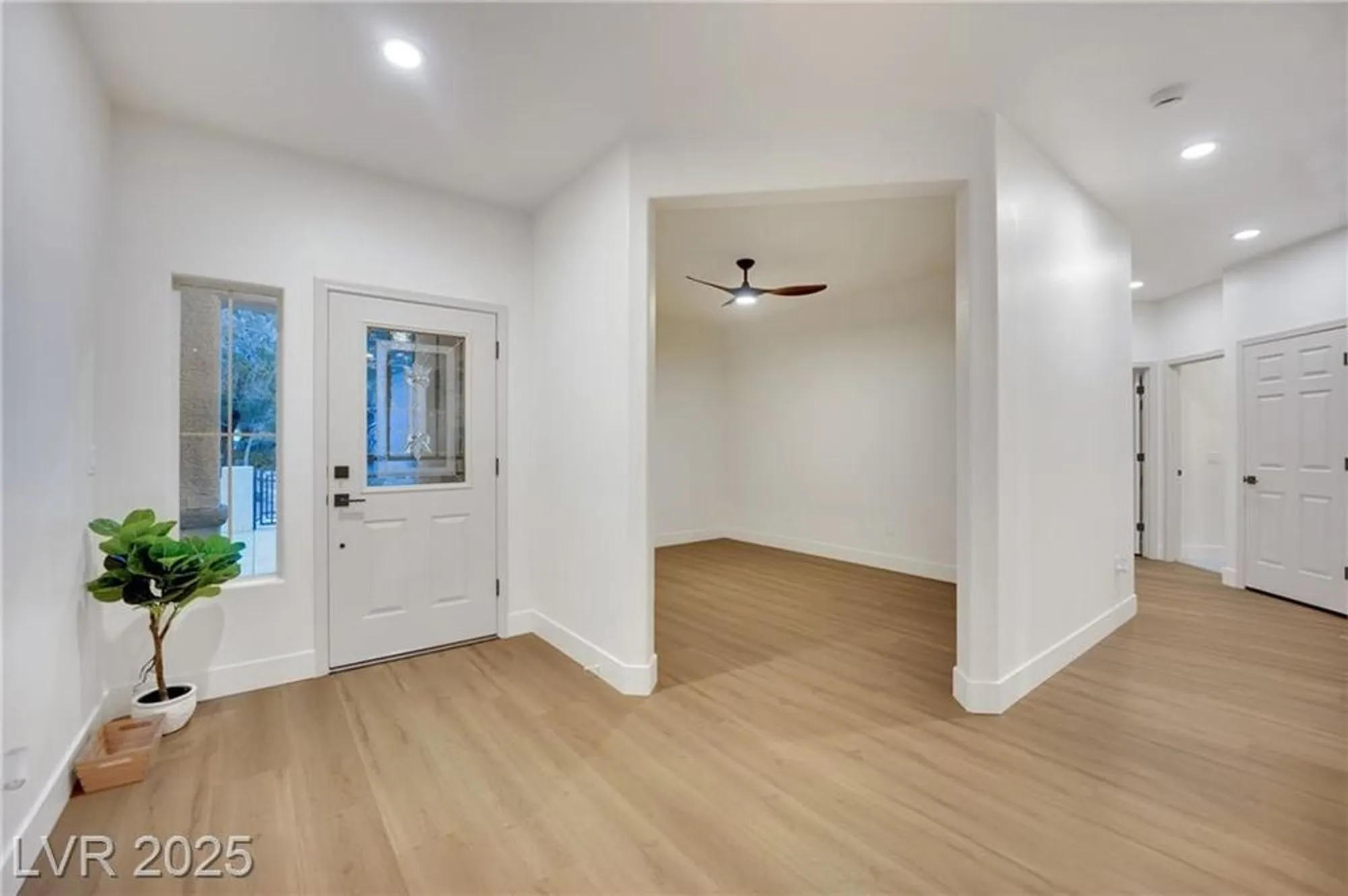 Property Slideshow image 9 of 37 | 1668 wellington springs ave, Henderson, NV, 89052