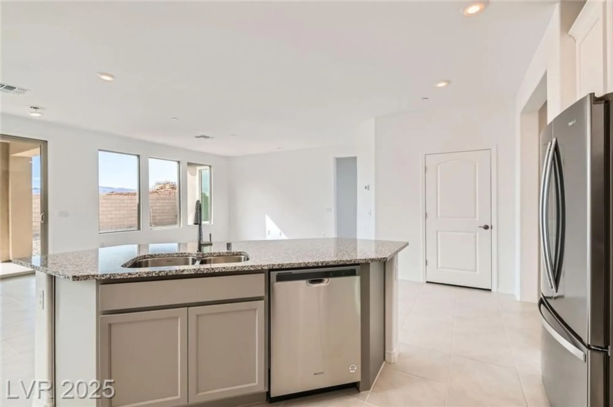 Property Slideshow image 14 of 29 | 58 sun lily ln, Henderson, NV, 89011