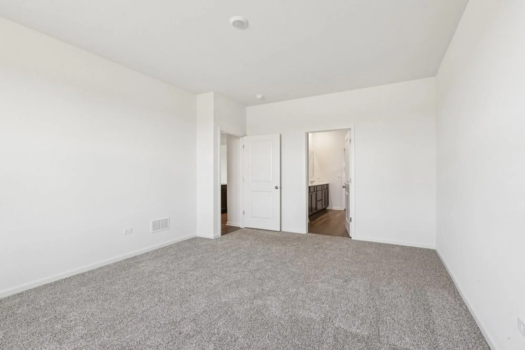 Property Slideshow image 24 of 39 | 2631 harnish dr, Algonquin, IL, 60102