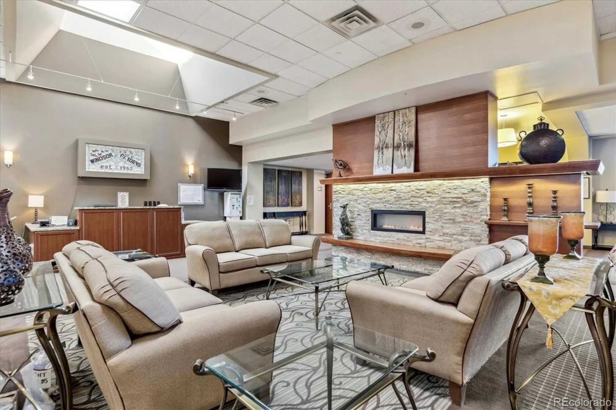 Property Slideshow image 17 of 31 | 680 s alton way 9b, Denver, CO, 80247