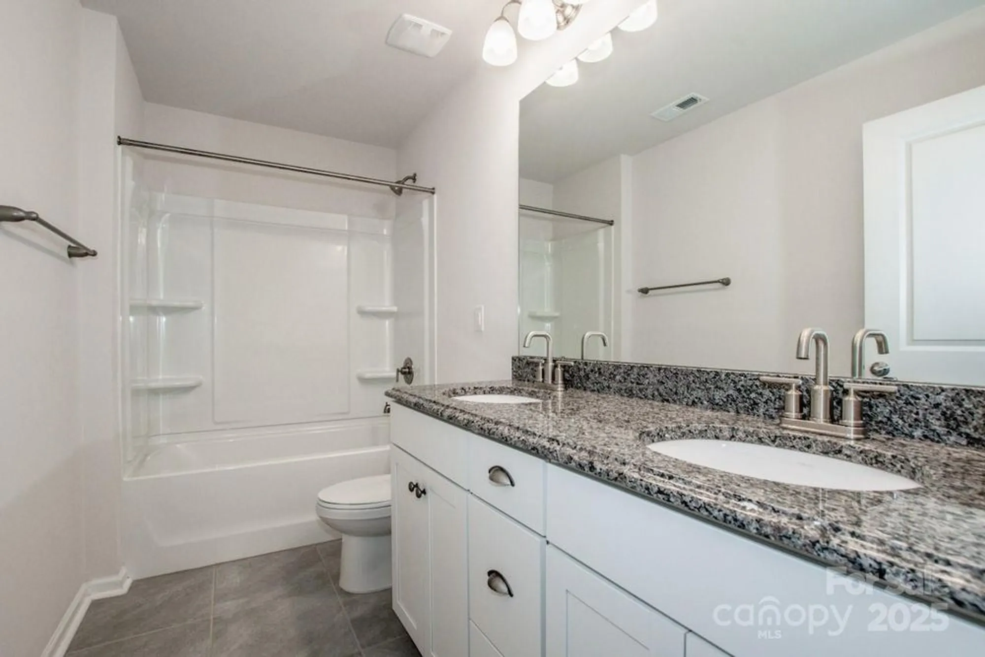 Property Slideshow image 21 of 30 | 129 candlelight way, Mooresville, NC, 28115