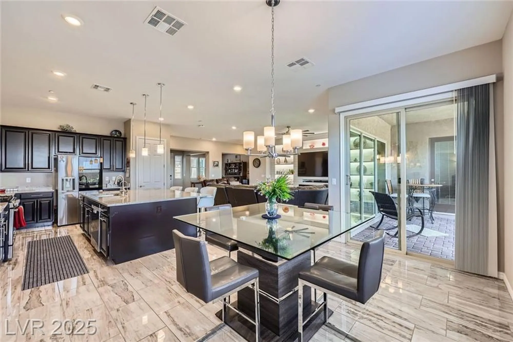 Property Slideshow image 8 of 45 | 800 rosewater dr, Henderson, NV, 89011