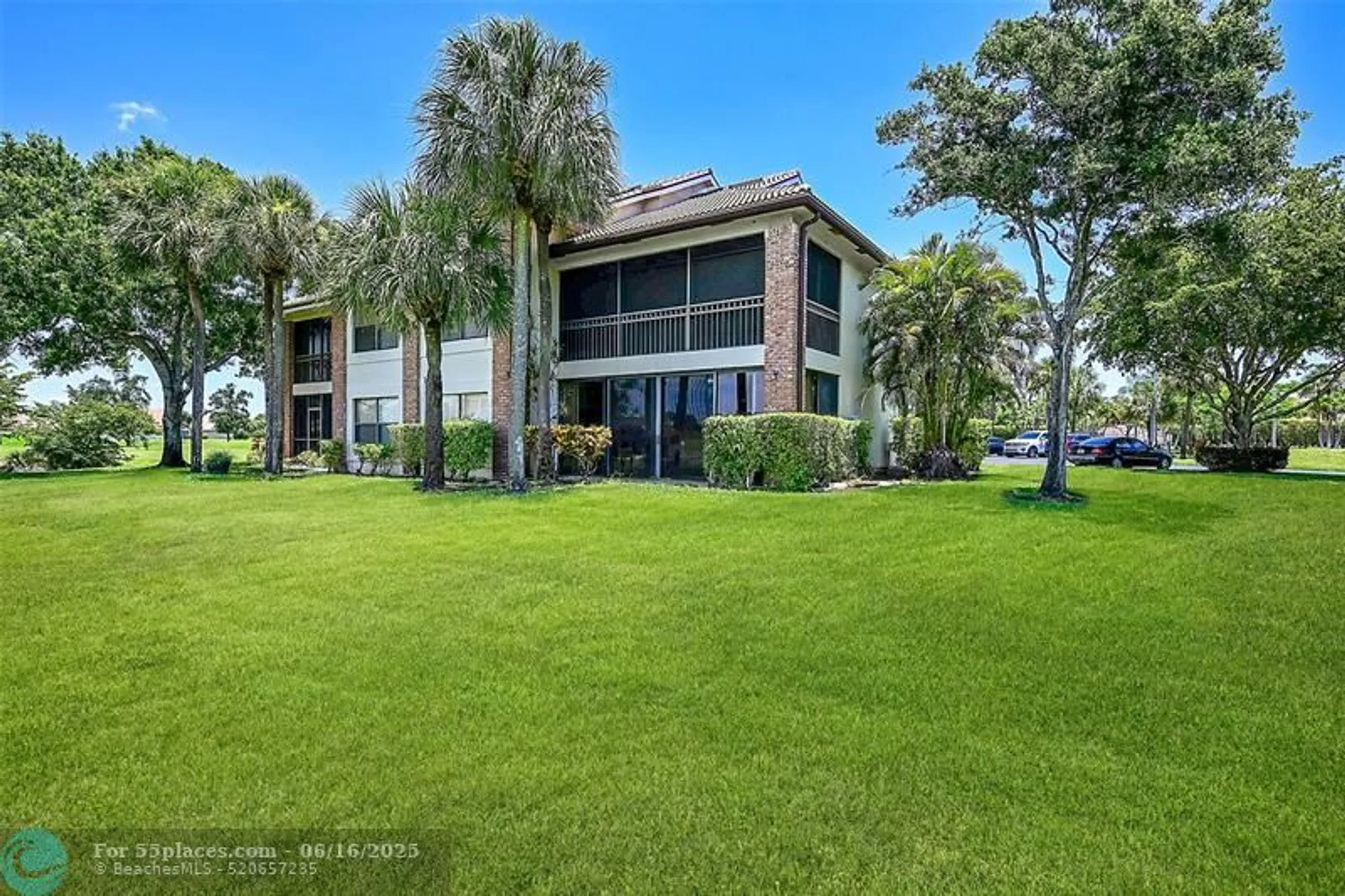Property Slideshow image 28 of 74 | 8049 aberdeen dr apt 101, Boynton Beach, FL, 33472