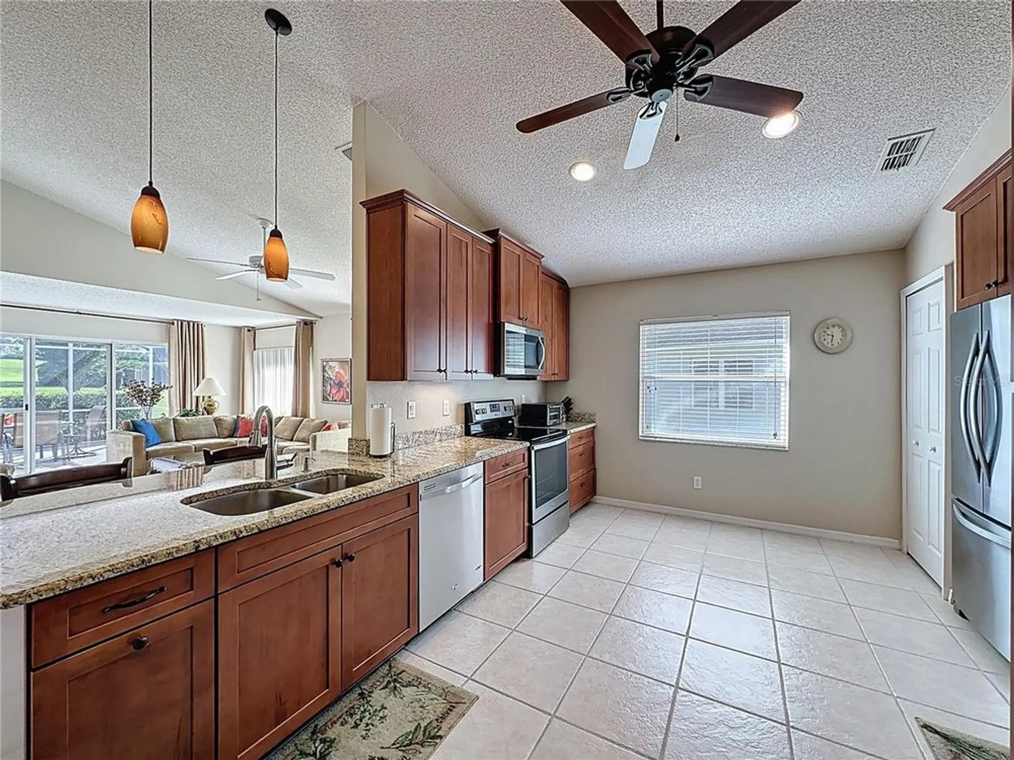 Property Slideshow image 18 of 66 | 3585 westerham dr, Clermont, FL, 34711
