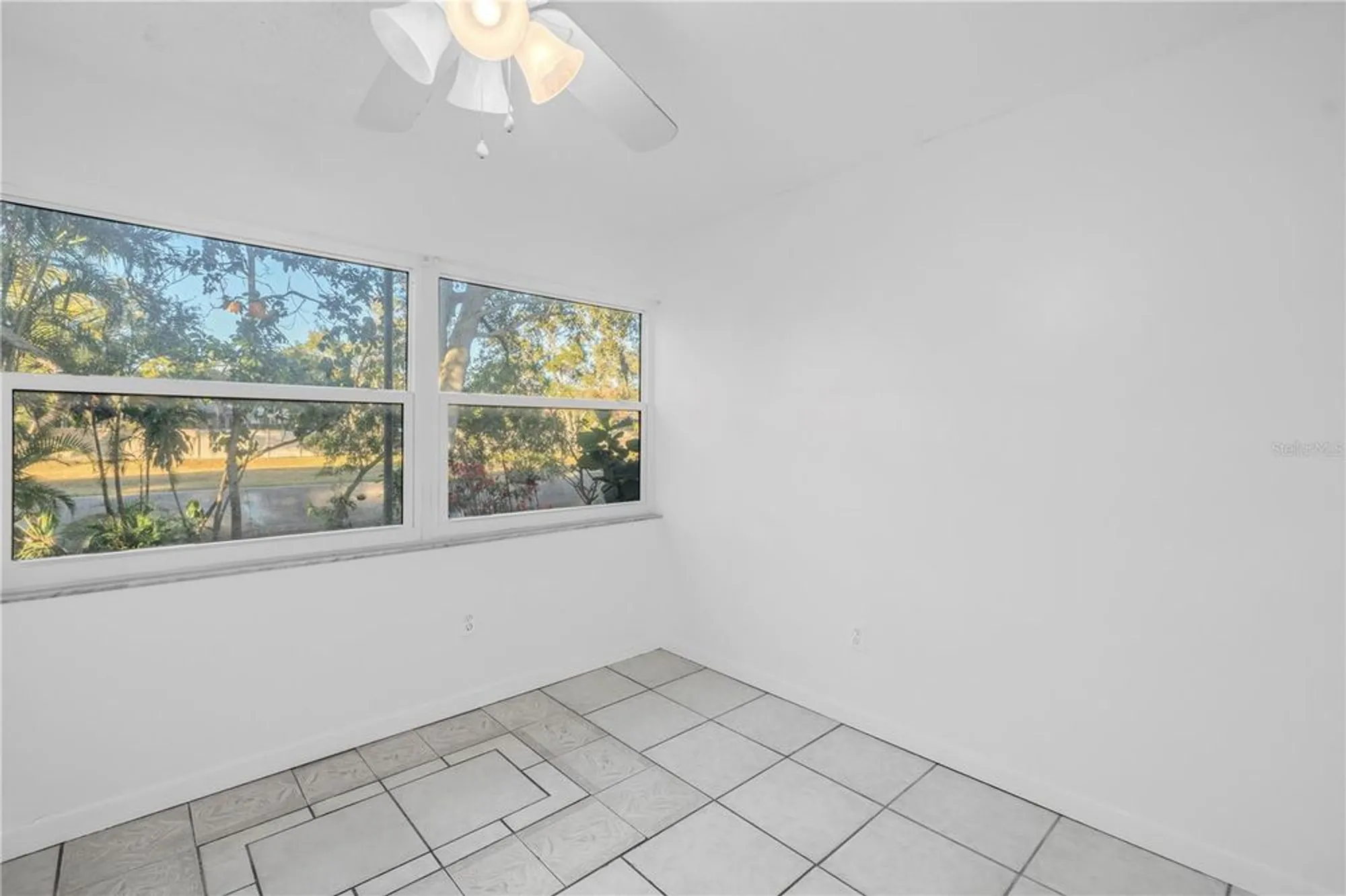Property Slideshow image 19 of 39 | 7081 lafayette n # 7081, Pinellas Park, FL, 33781