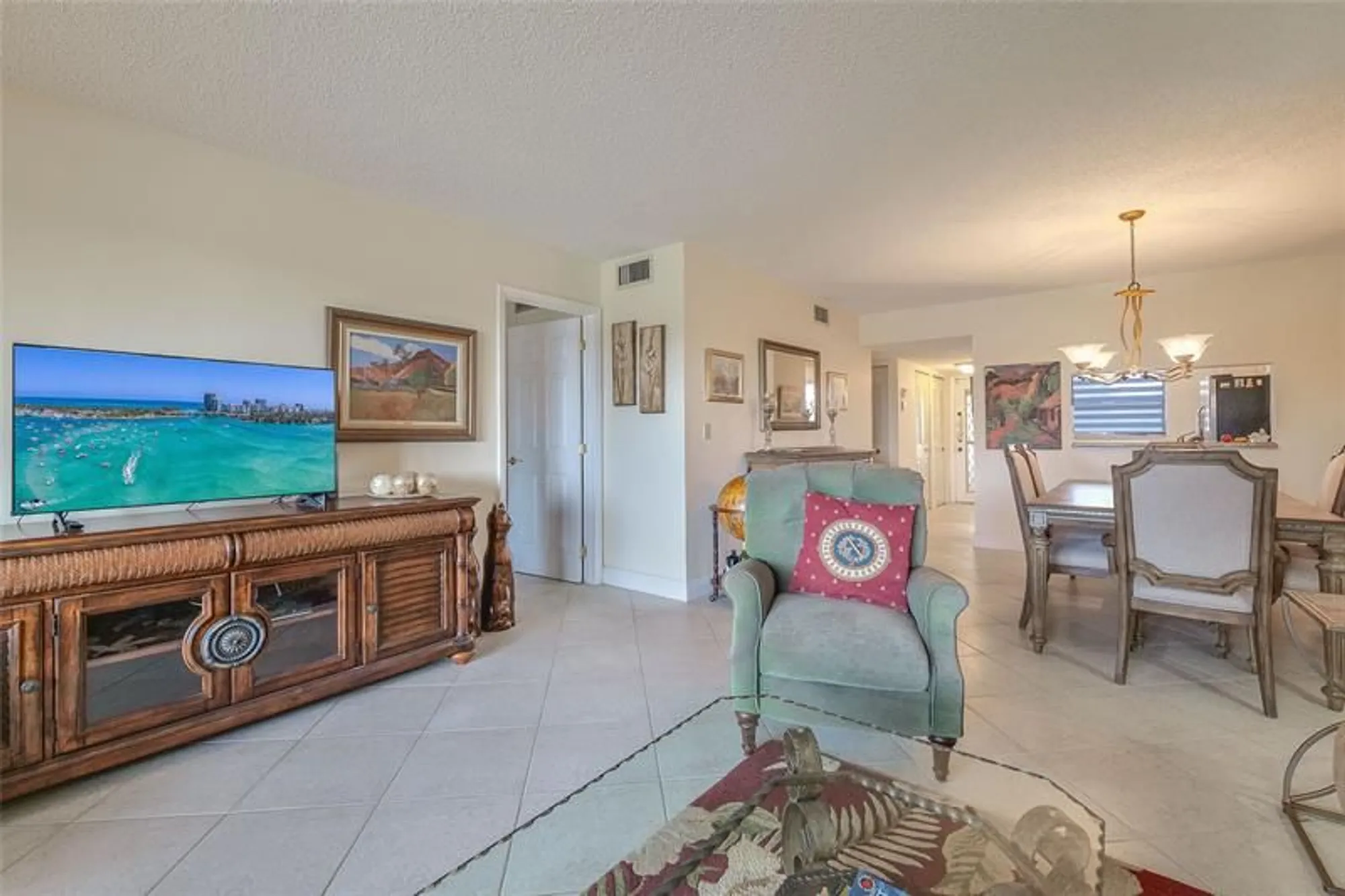 Property Slideshow image 4 of 51 | 3591 environ blvd a309, Lauderhill, FL, 33319