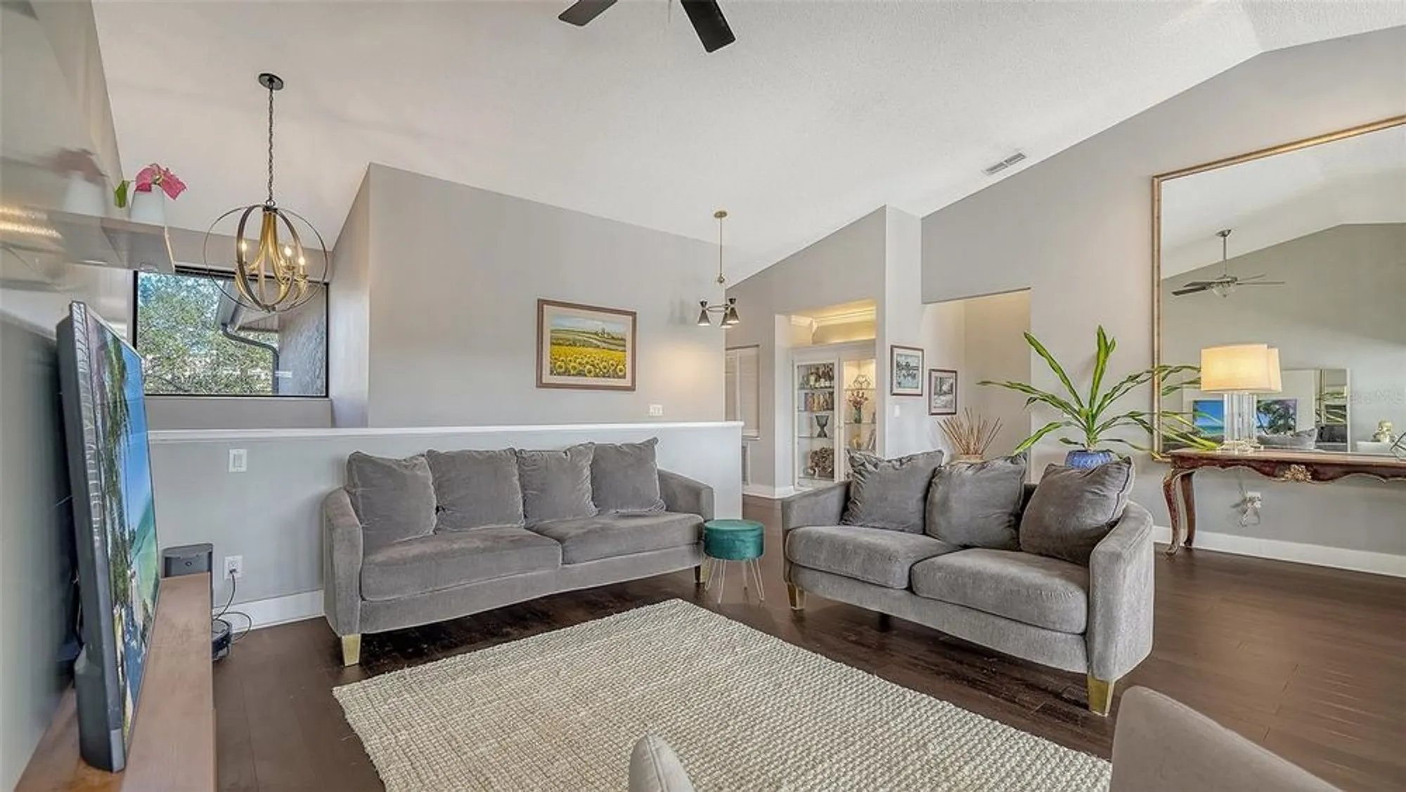 Property Slideshow image 9 of 53 | 5260 heron way # 202, Sarasota, FL, 34231