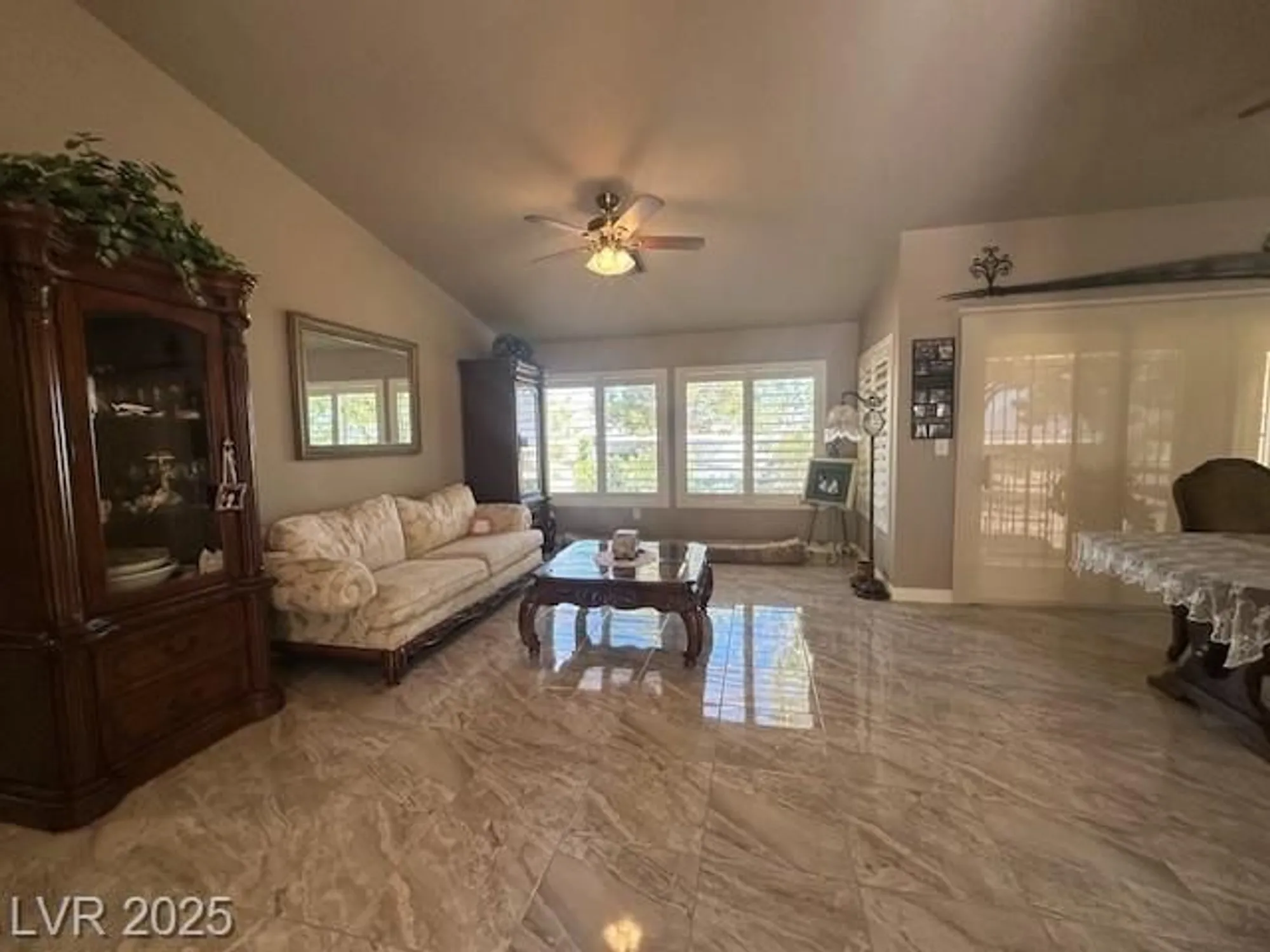Property Slideshow image 4 of 12 | 9816 villa ridge dr, Las Vegas, NV, 89134