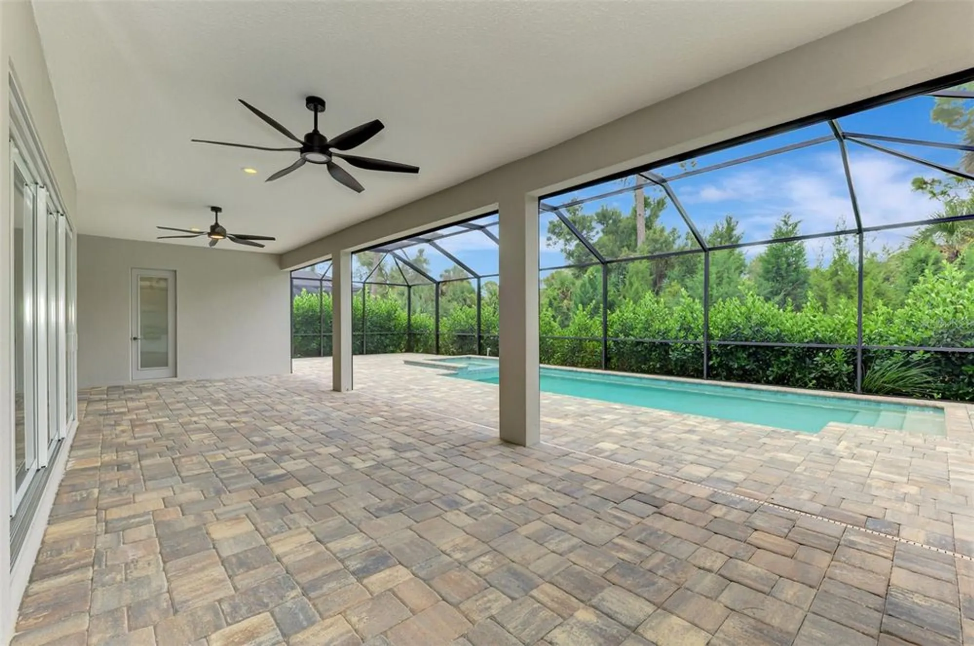 Property Slideshow image 59 of 92 | 21353 holmes cir, Venice, FL, 34293