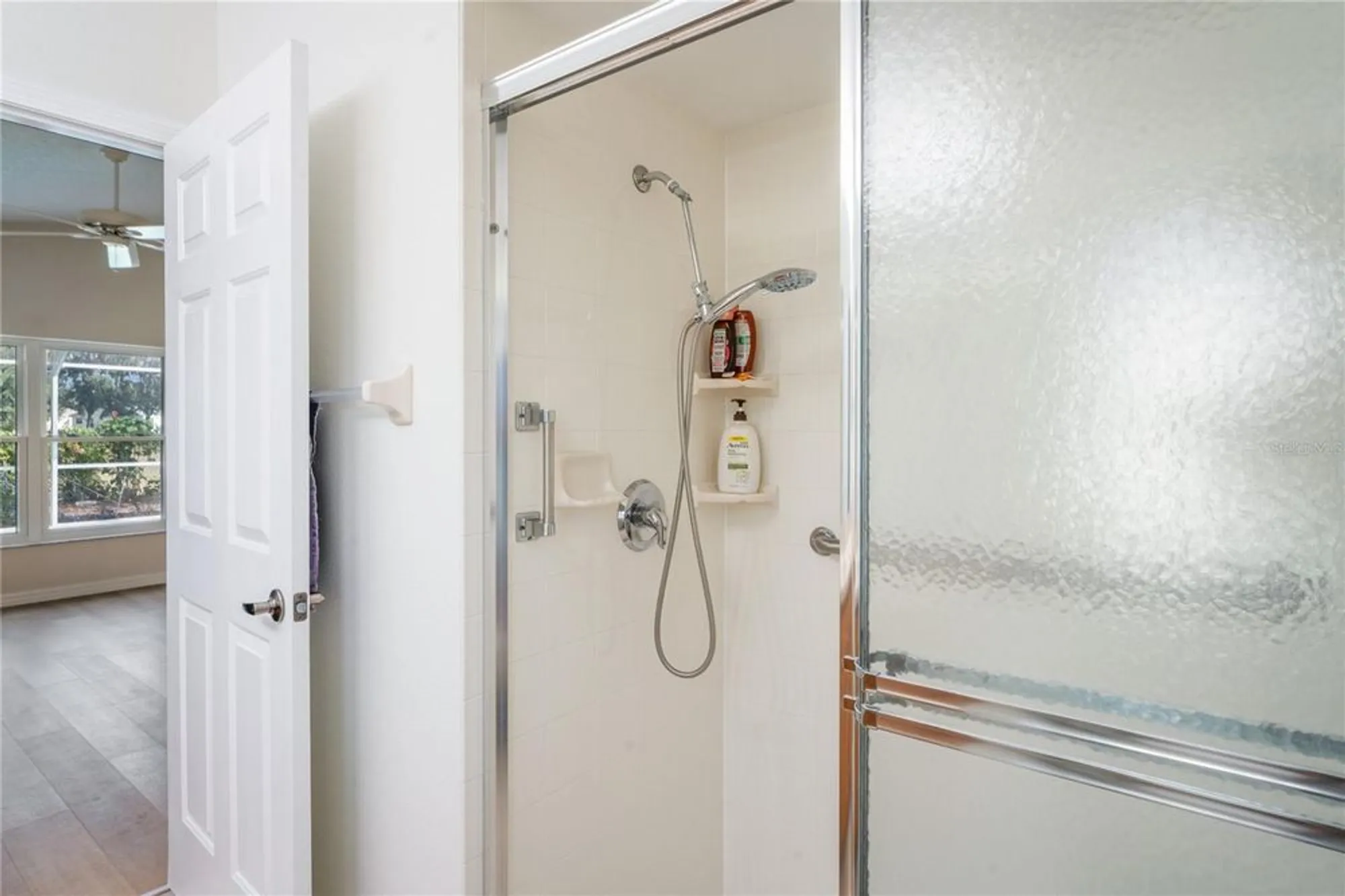 Property Slideshow image 25 of 81 | 322 greenwich cir, Spring Hill, FL, 34609