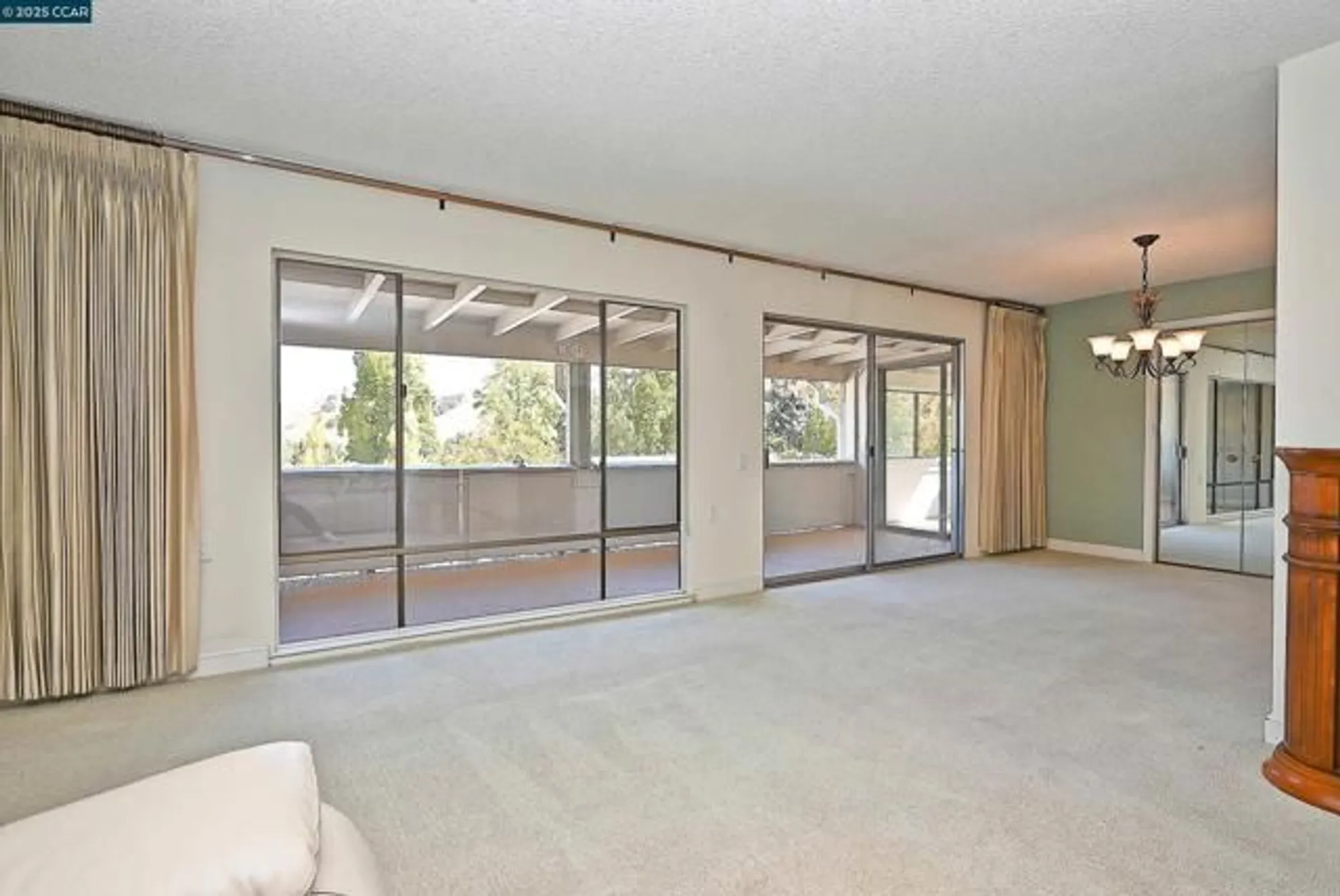 Property Slideshow image 8 of 36 | 1361 singingwood ct 7, Walnut Creek, CA, 94595