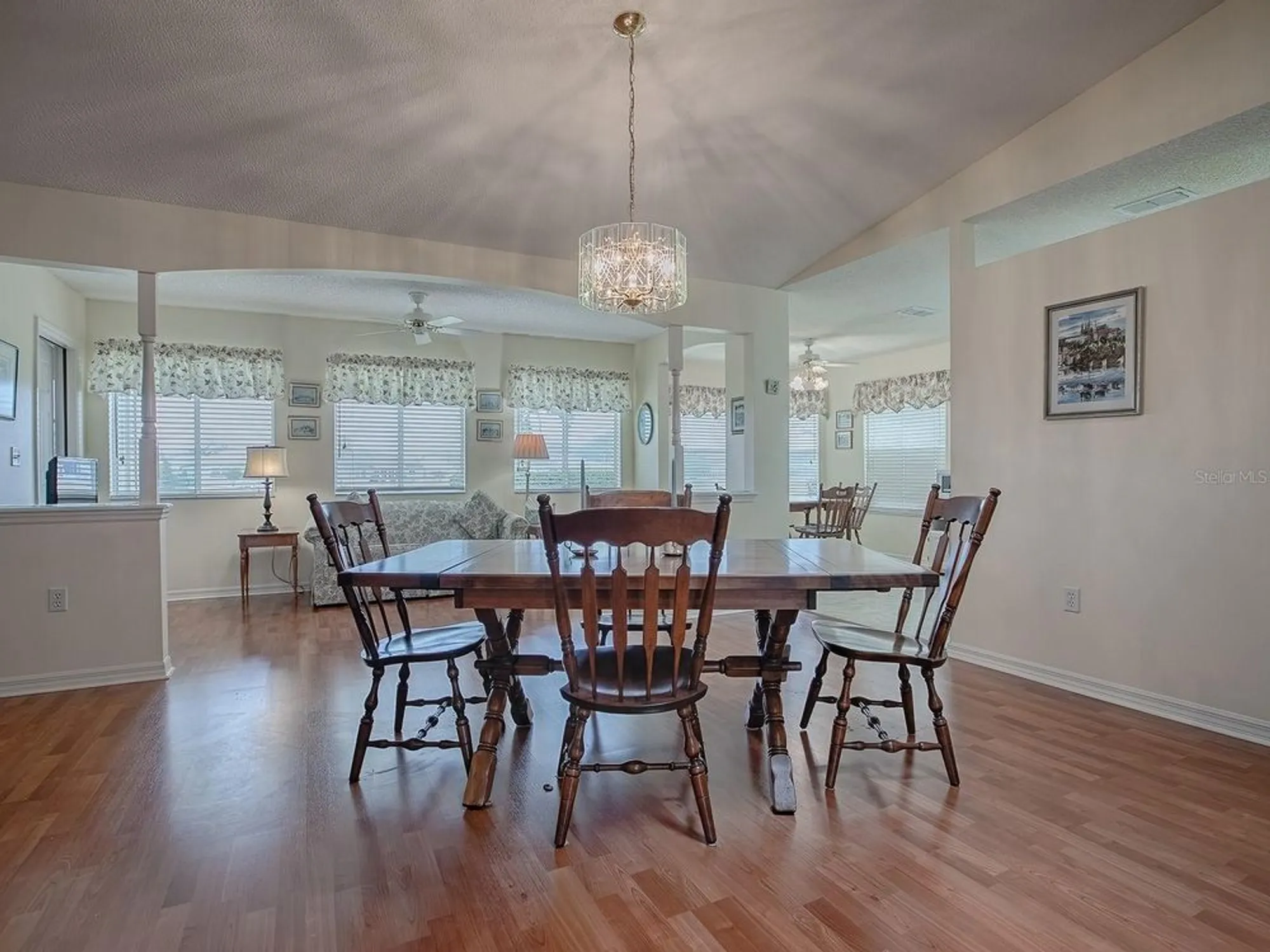 Property Slideshow image 10 of 43 | 305 ranchwood dr, Leesburg, FL, 34748