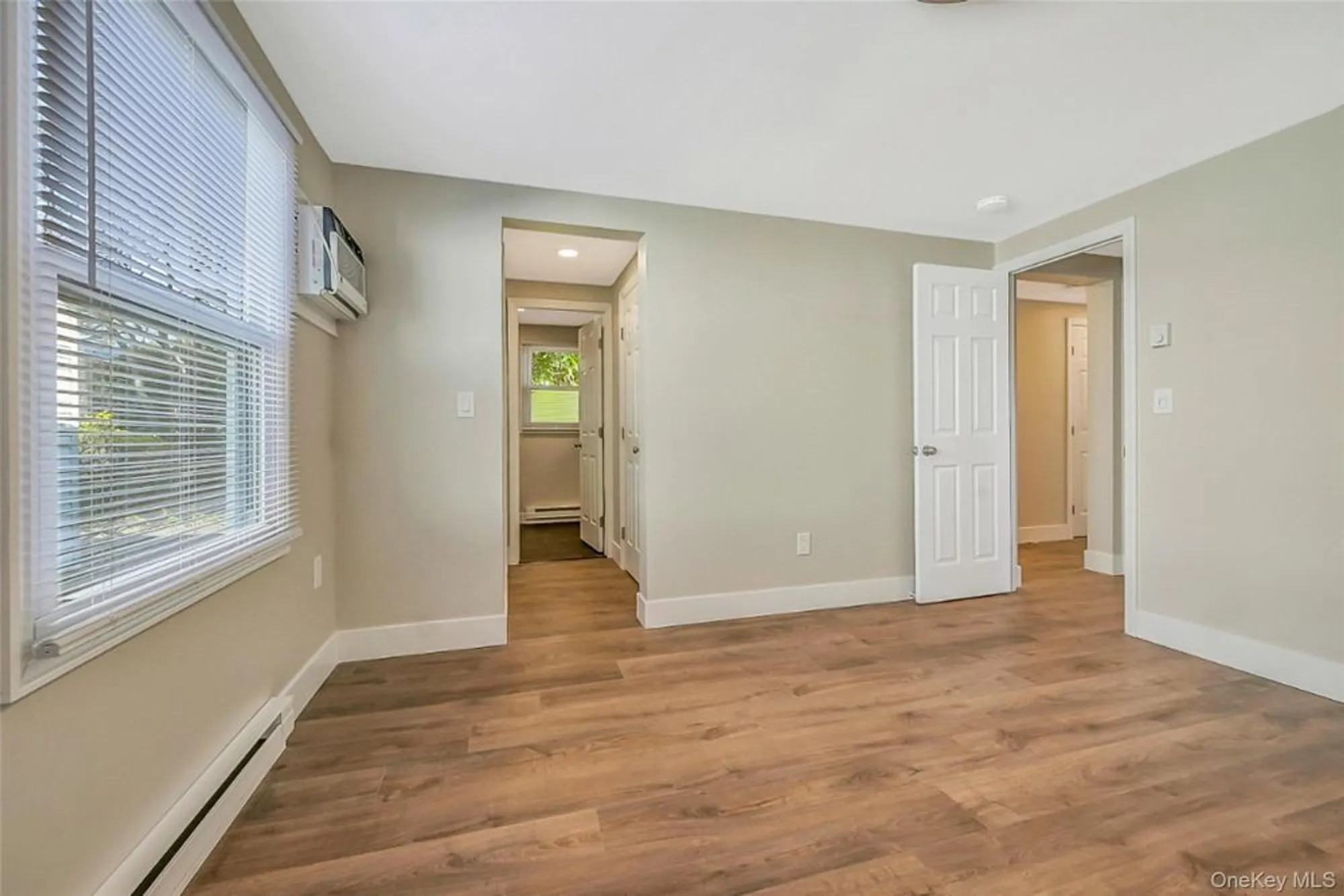 Property Slideshow image 16 of 40 | 23 limetree dr, Manorville, NY, 11949