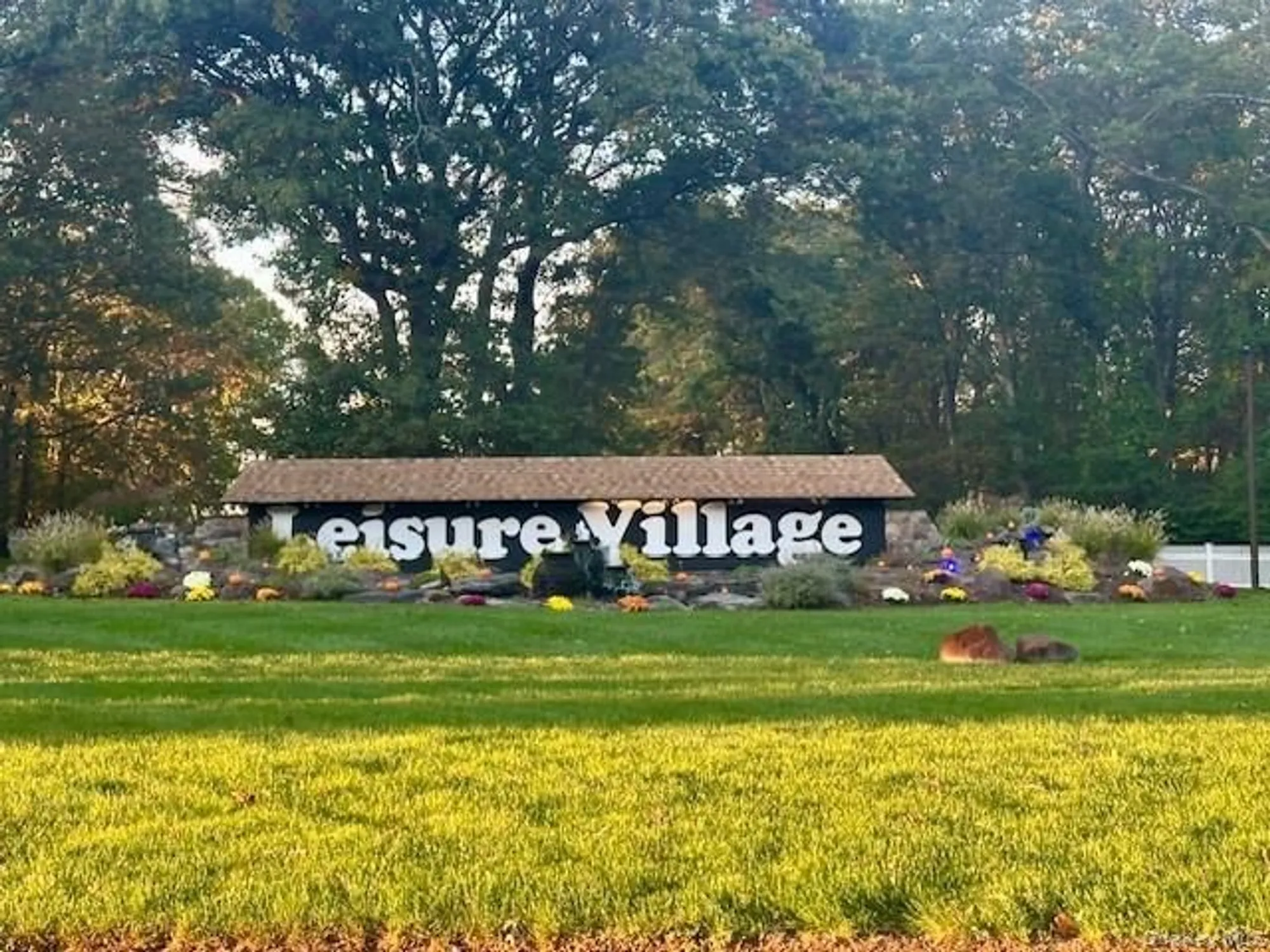 Property Slideshow image 15 of 24 | 261 newcastle ct unit d, Ridge, NY, 11961