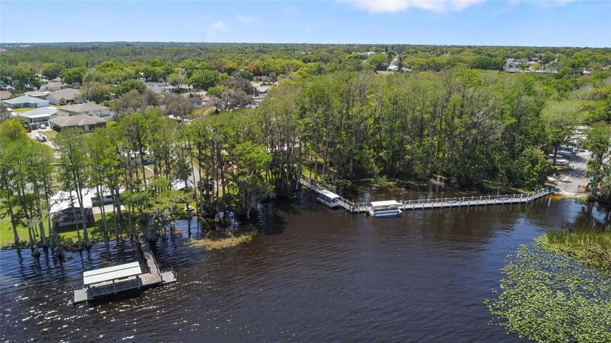 Property Slideshow image 40 of 50 | 3948 tarpon pointe cir, Palm Harbor, FL, 34684