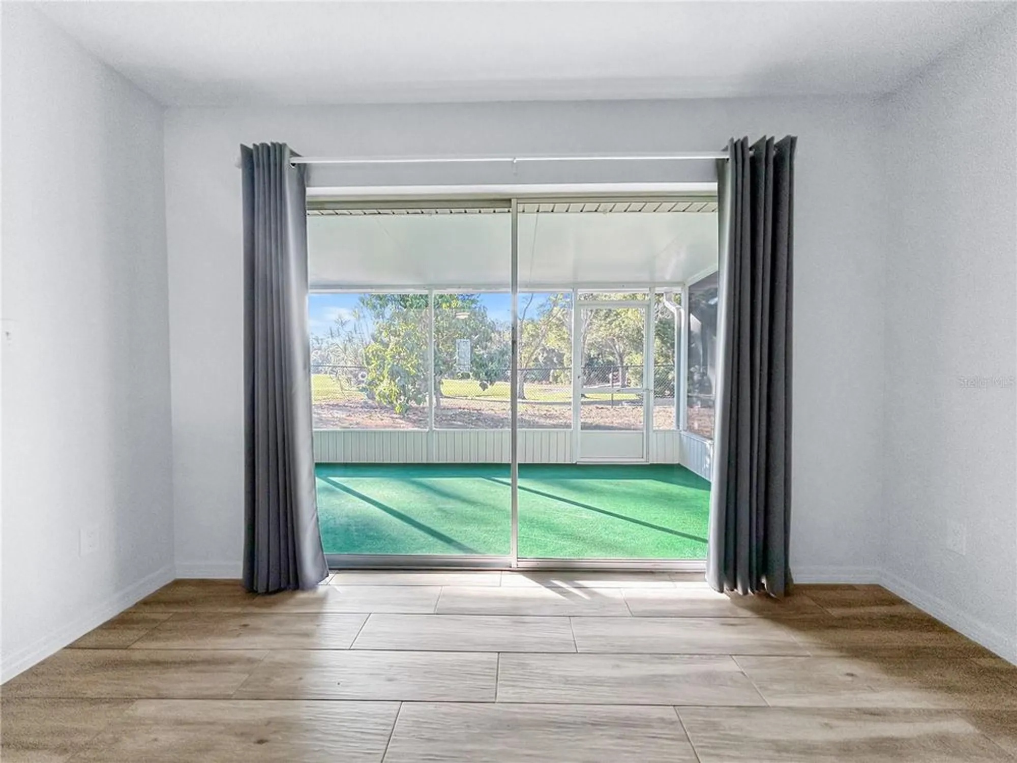 Property Slideshow image 32 of 52 | 1408 w del webb blvd, Sun City Center, FL, 33573