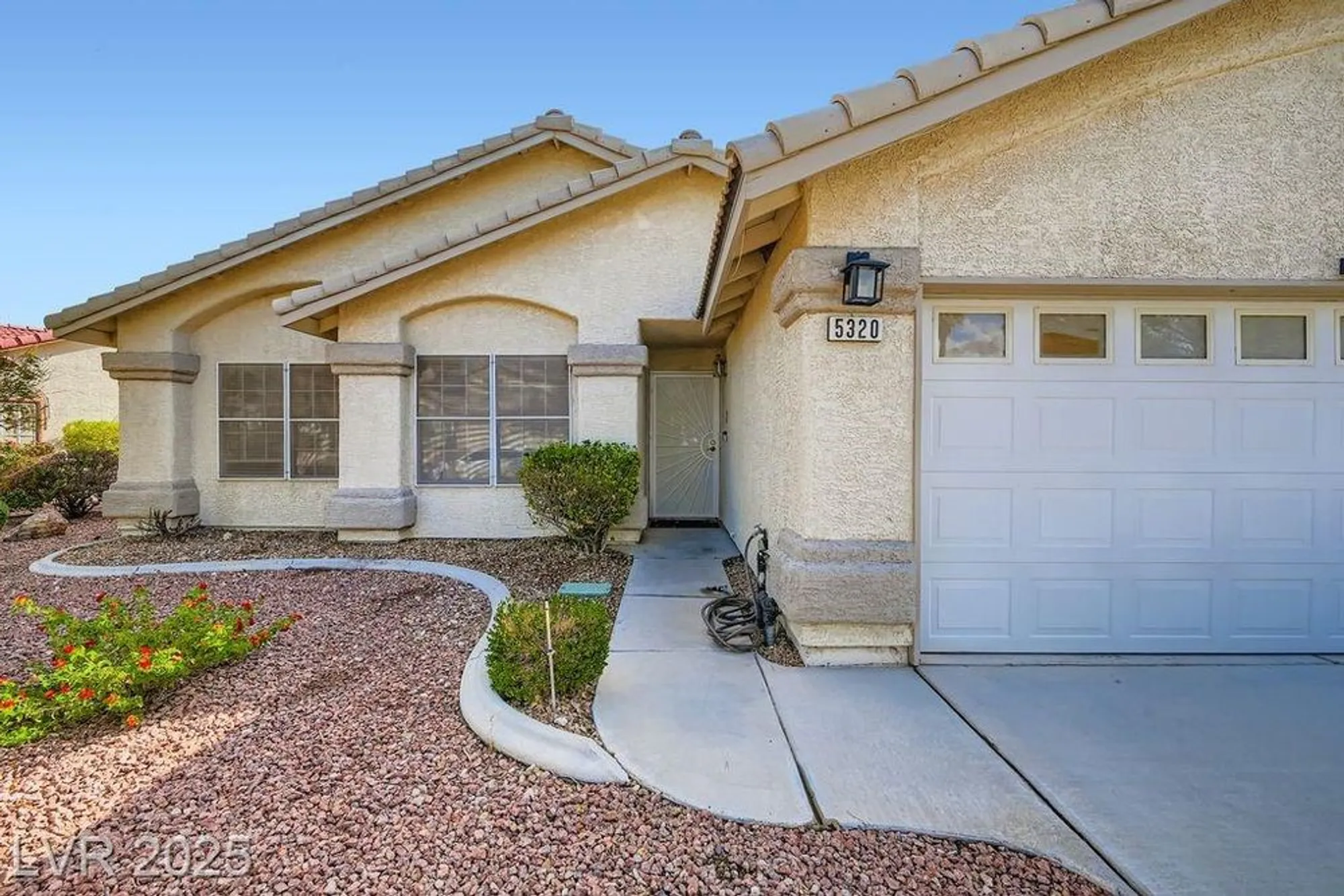 Property Slideshow image 27 of 28 | 5320 rim view ln, Las Vegas, NV, 89130