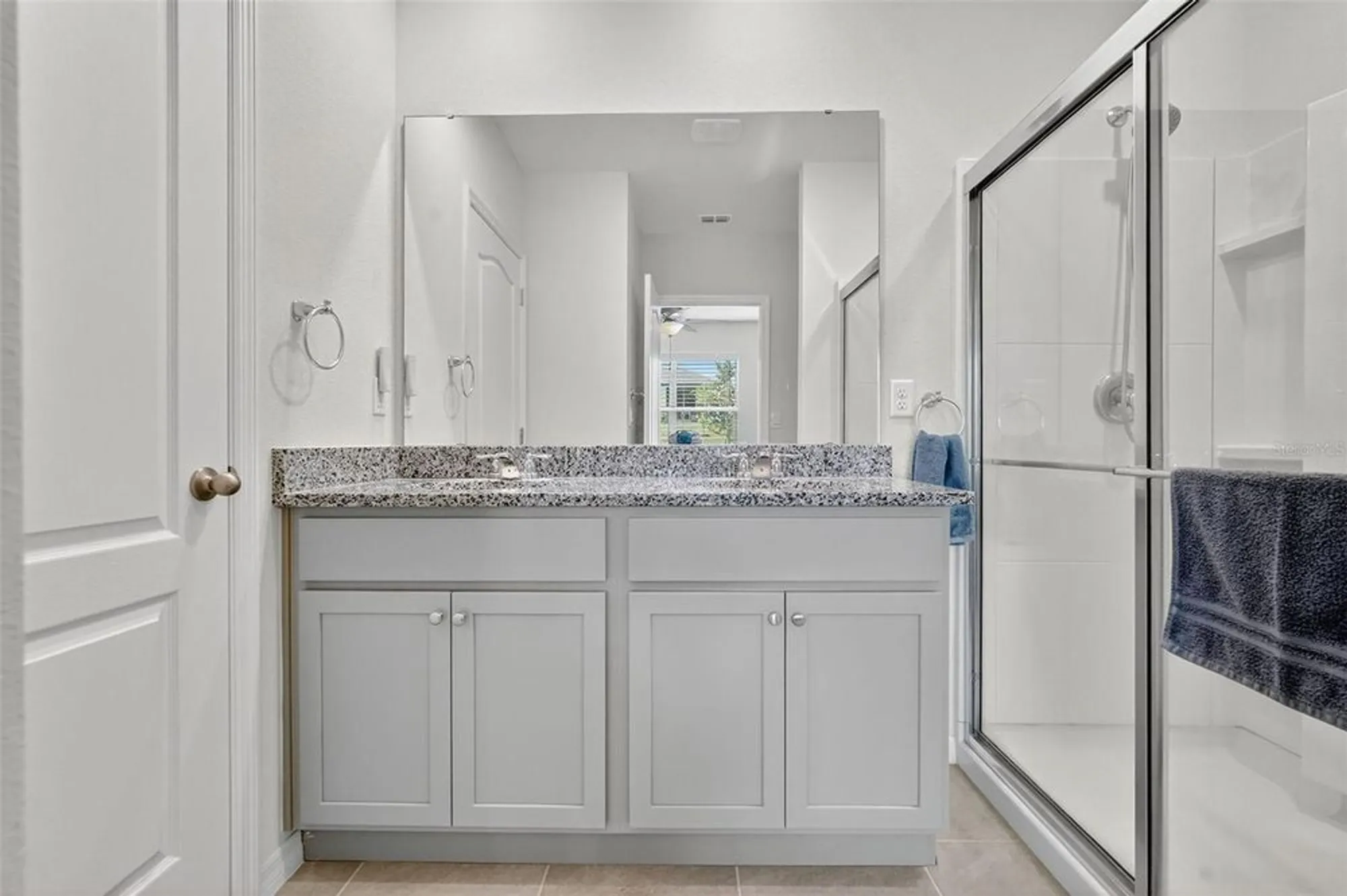 Property Slideshow image 12 of 60 | 28026 cypress springs loop, Okahumpka, FL, 34762