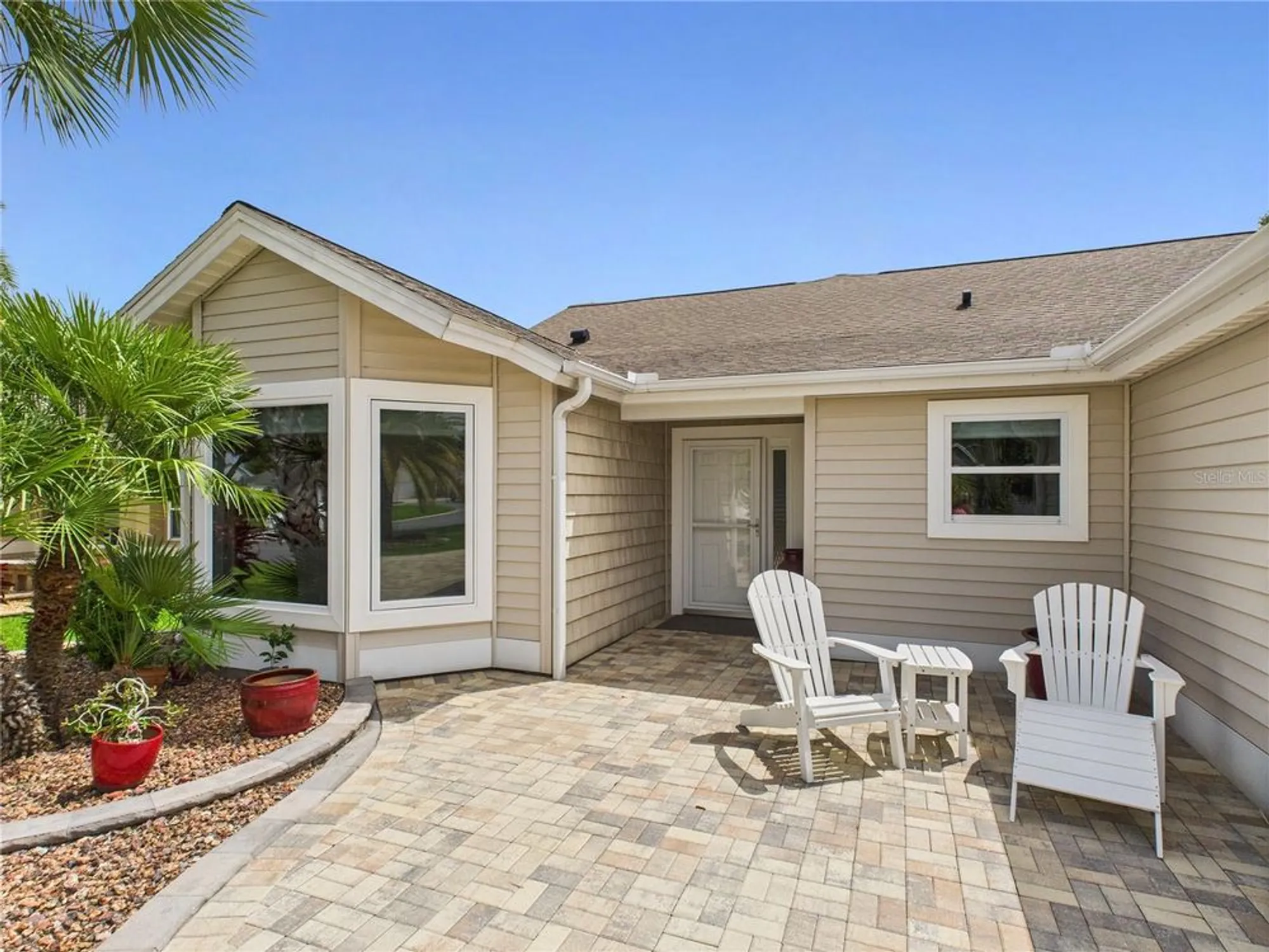 Property Slideshow image 3 of 38 | 917 ramos dr, The Villages, FL, 32159