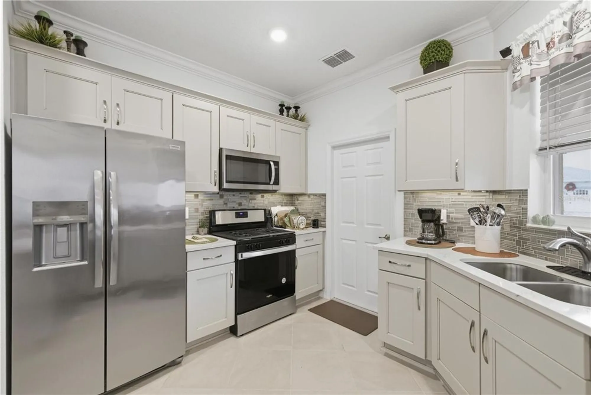 Property Slideshow image 15 of 26 | 9680 sw 103rd ter, Ocala, FL, 34481