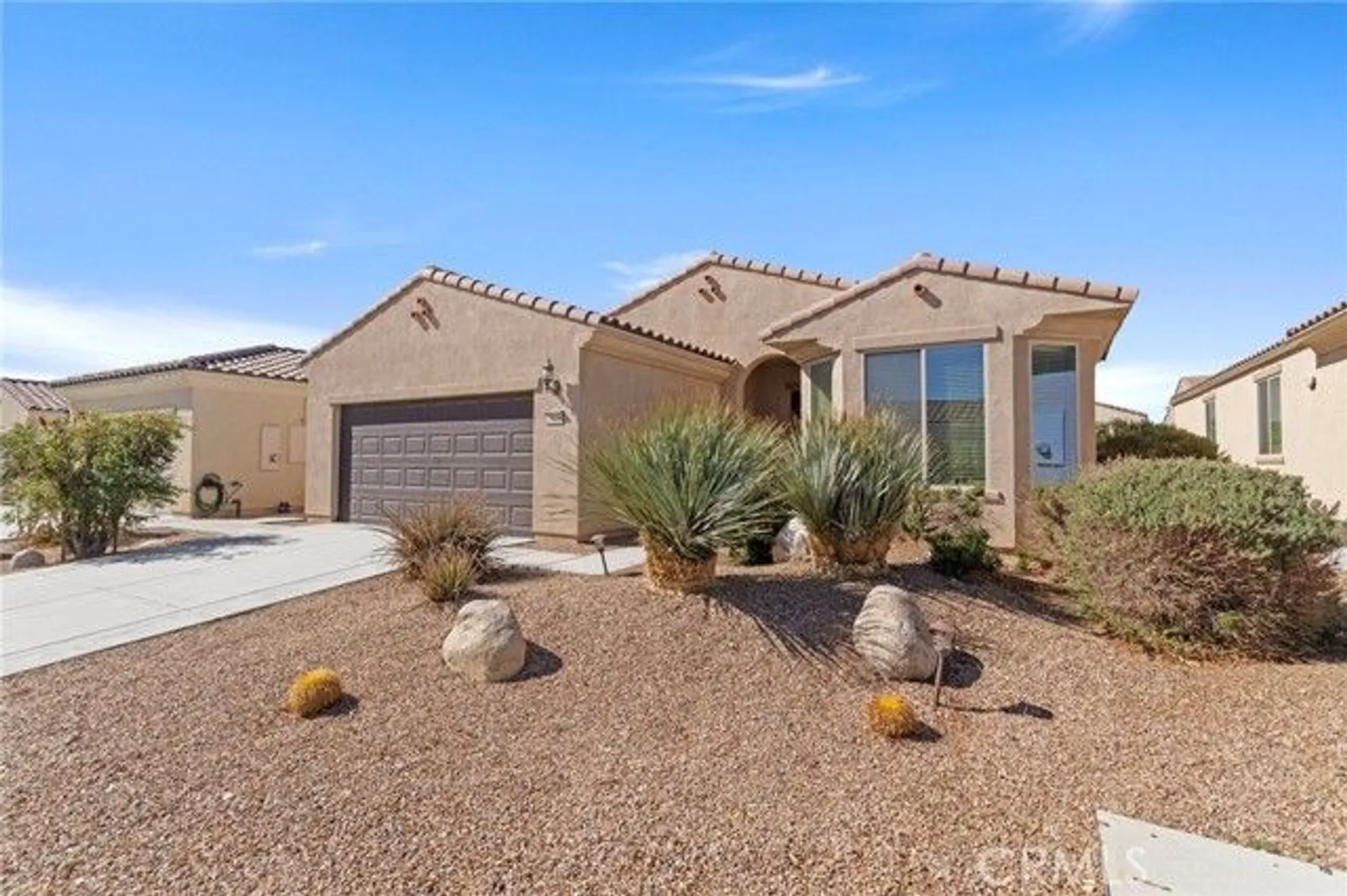 Property Slideshow image 25 of 27 | 19156 doral st, Apple Valley, CA, 92308