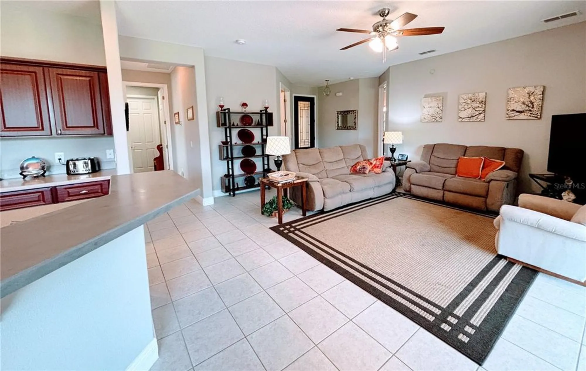 Property Slideshow image 6 of 62 | 134 glendale ct, Poinciana, FL, 34759