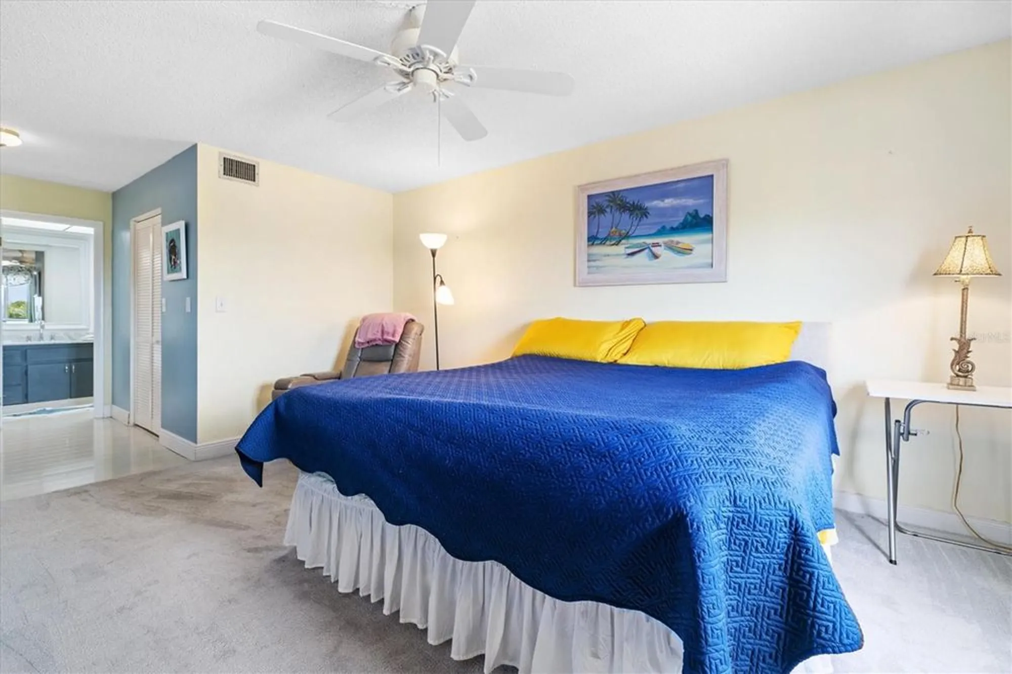 Property Slideshow image 16 of 45 | 19029 us highway 19 n apt 9-404, Clearwater, FL, 33764