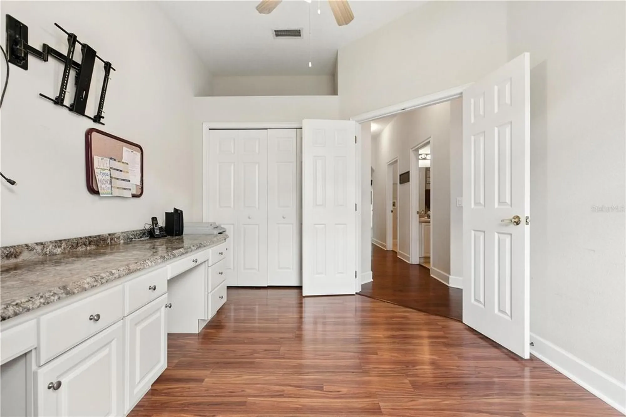 Property Slideshow image 25 of 57 | 457 golf vista cir, Davenport, FL, 33837