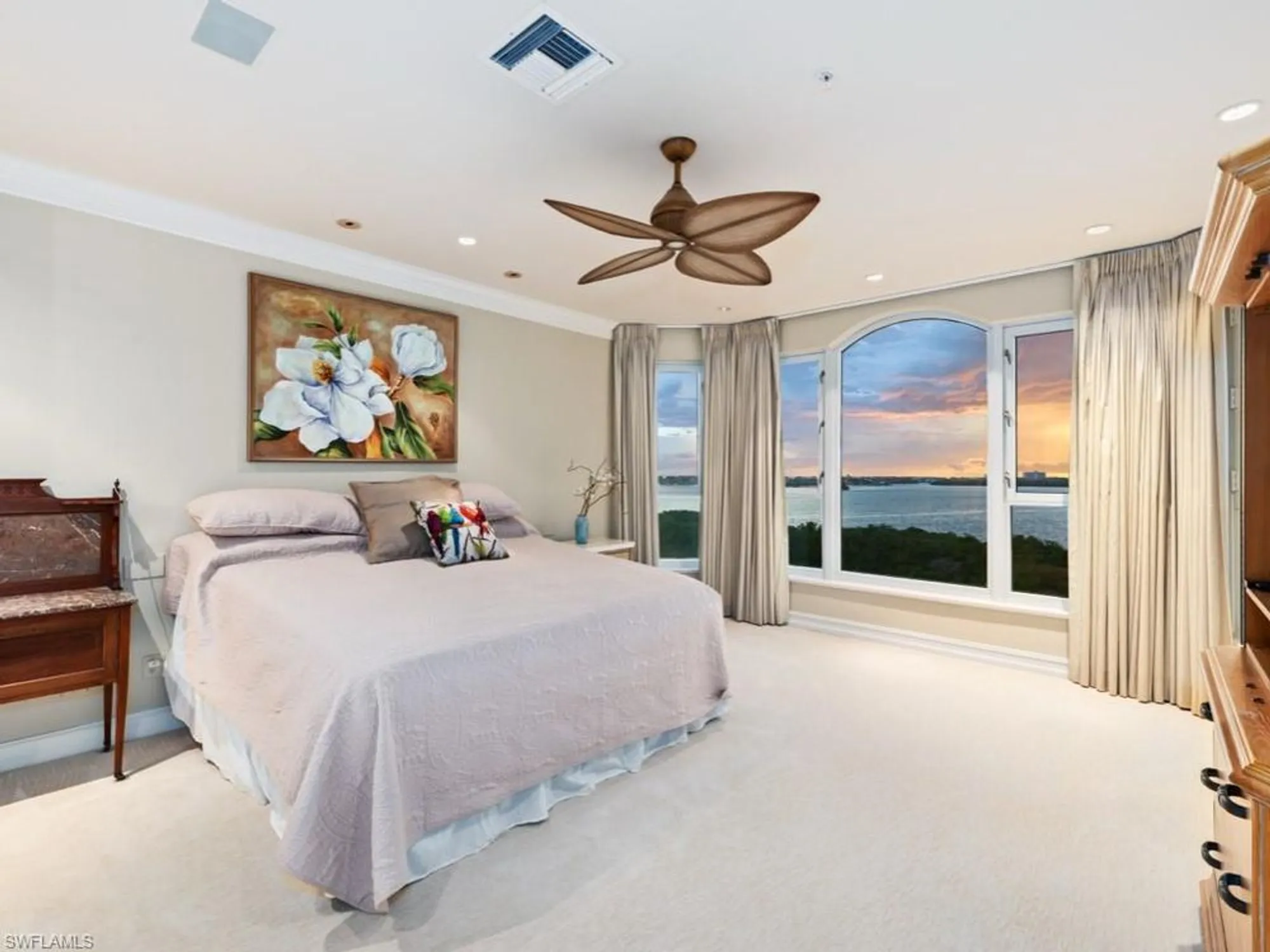 Property Slideshow image 17 of 46 | 4811 island pond ct 705, Bonita Springs, FL, 34134