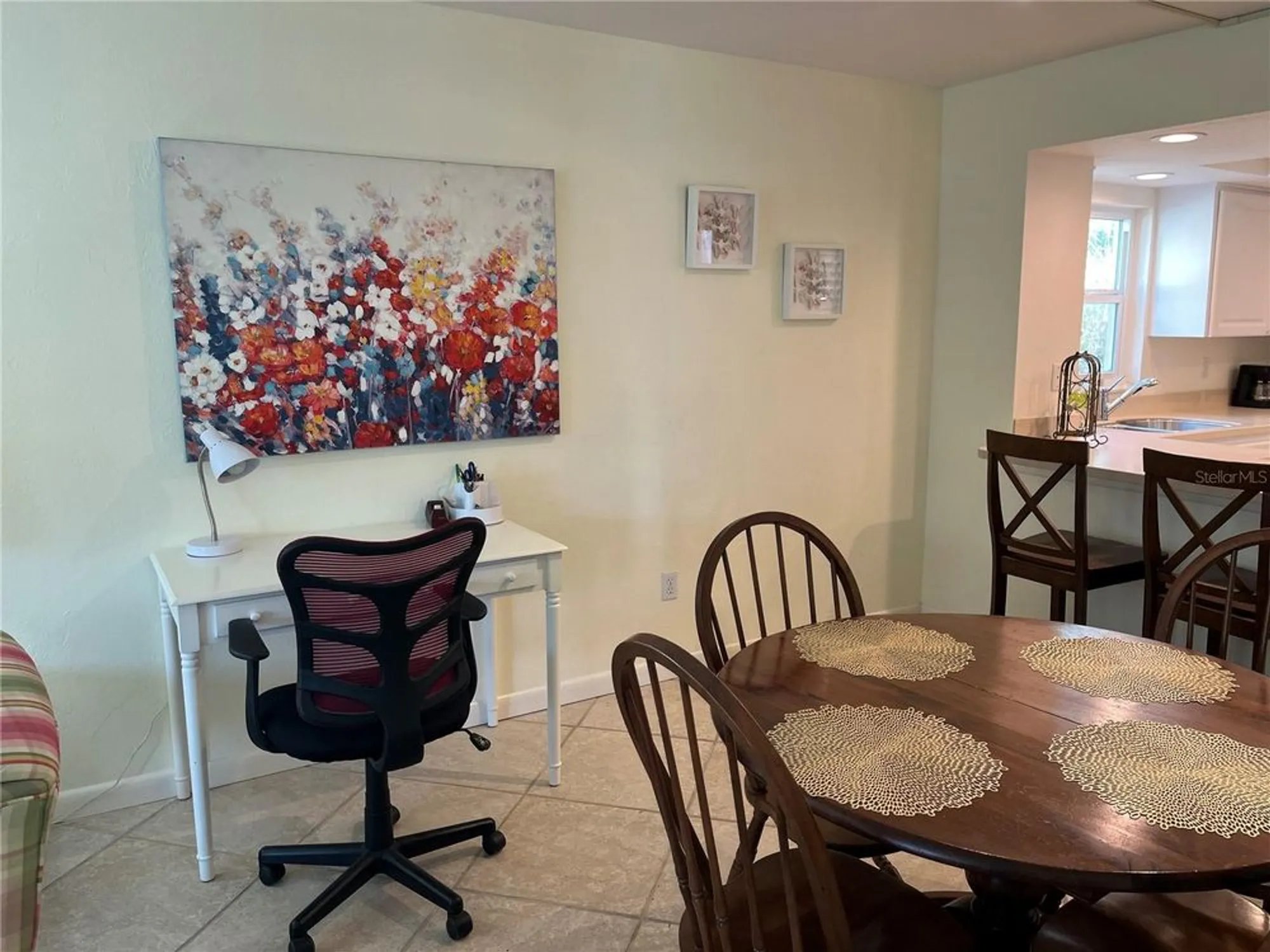 Property Slideshow image 17 of 32 | 1257 s portofino dr apt 208, Sarasota, FL, 34242