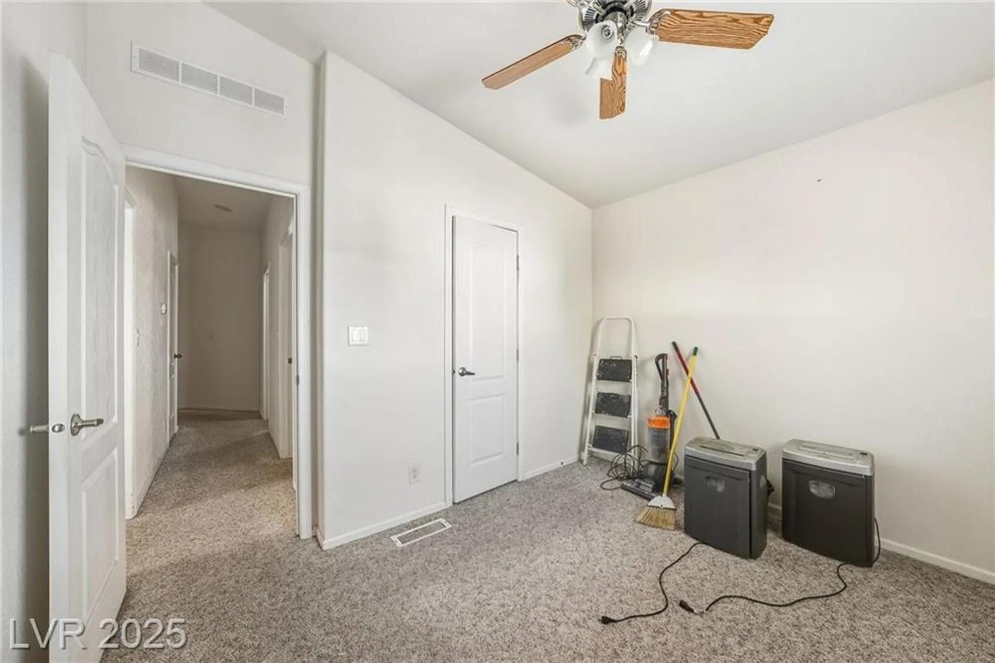 Property Slideshow image 22 of 27 | 380 bel air ave, Pahrump, NV, 89048