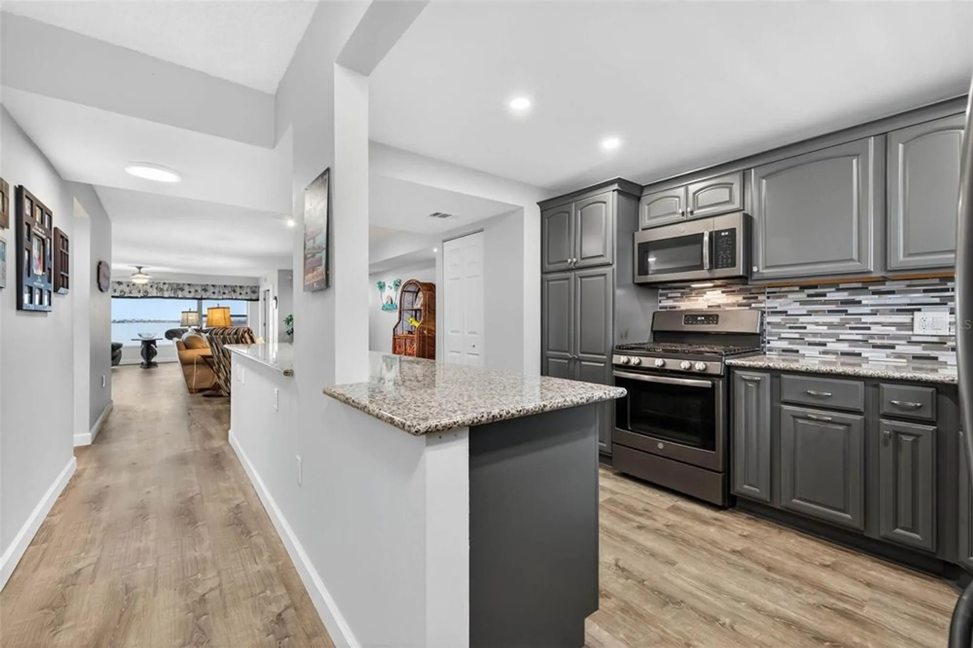 Property Slideshow image 3 of 44 | 6020 shore blvd 602, Gulfport, FL, 33707