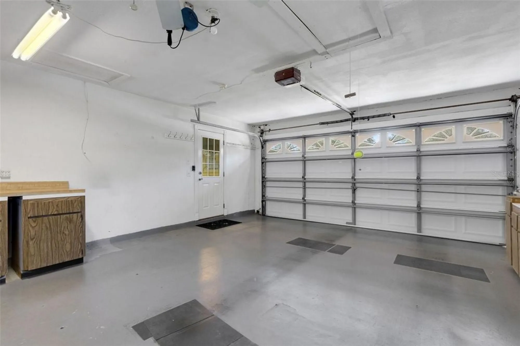 Property Slideshow image 37 of 96 | 2880 doone cir, Palm Harbor, FL, 34684