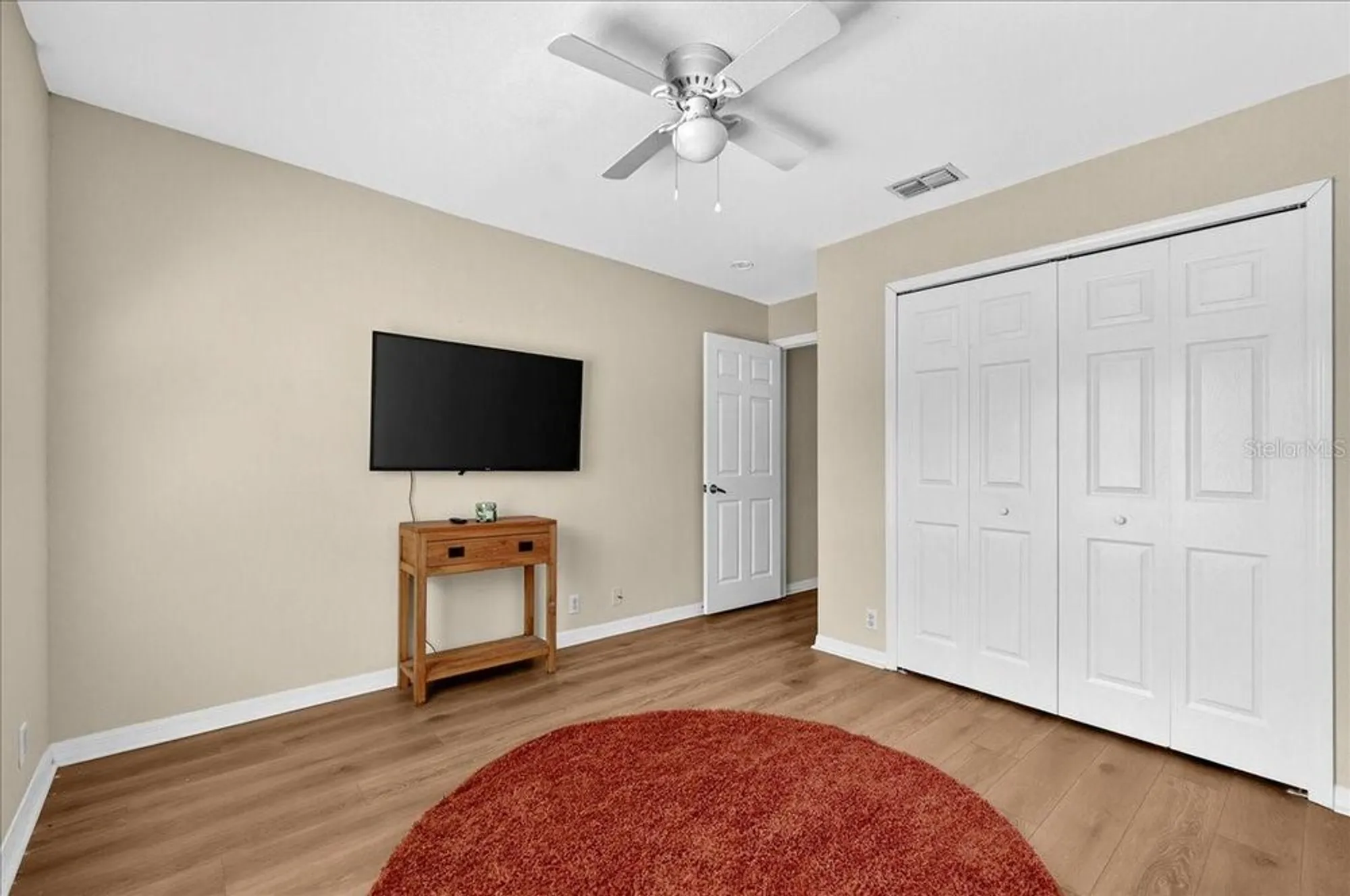 Property Slideshow image 23 of 50 | 4048 windchime ln, Lakeland, FL, 33811