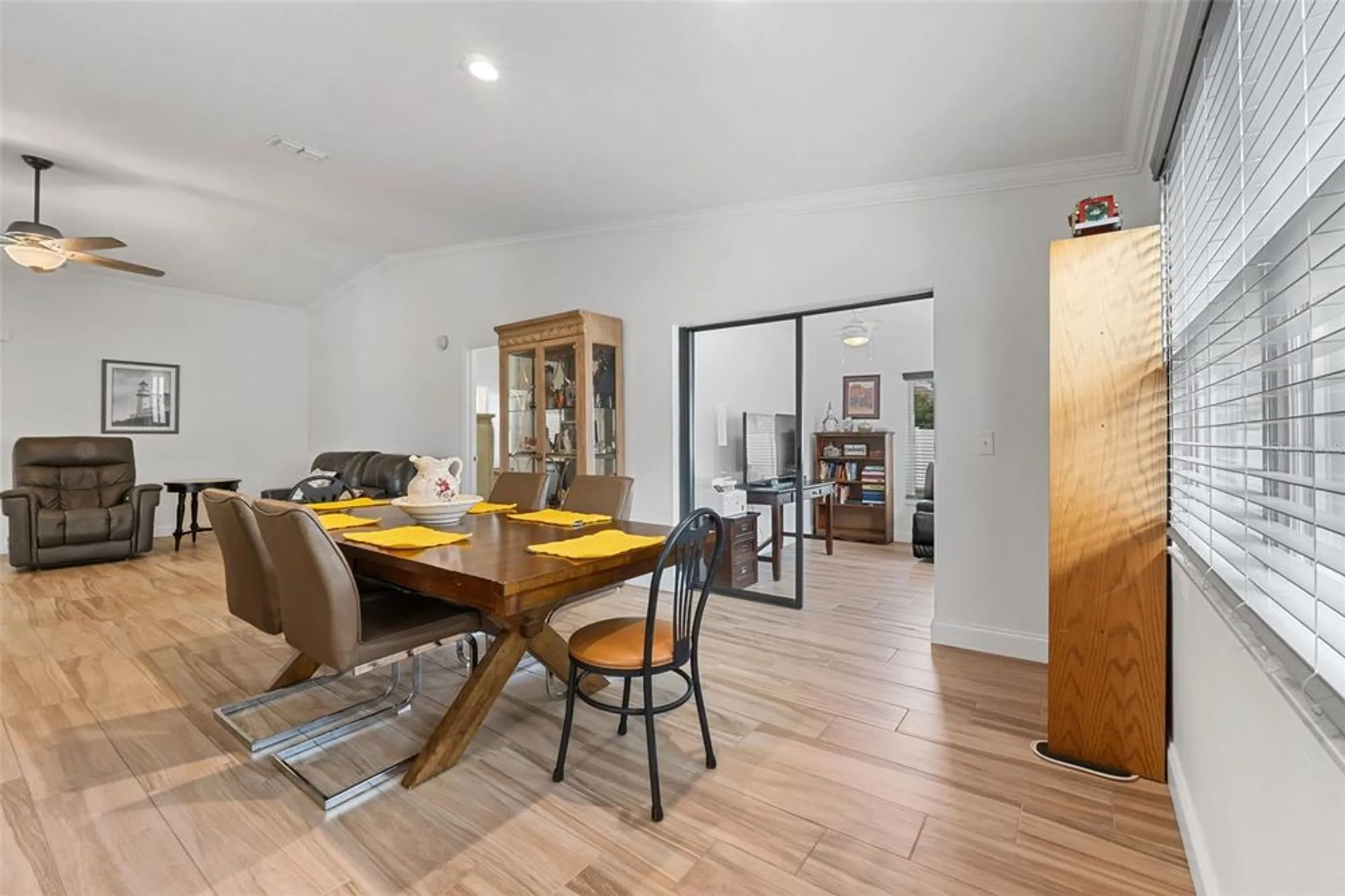 Property Slideshow image 9 of 49 | 1957 prairie dunes cir, Lakeland, FL, 33810