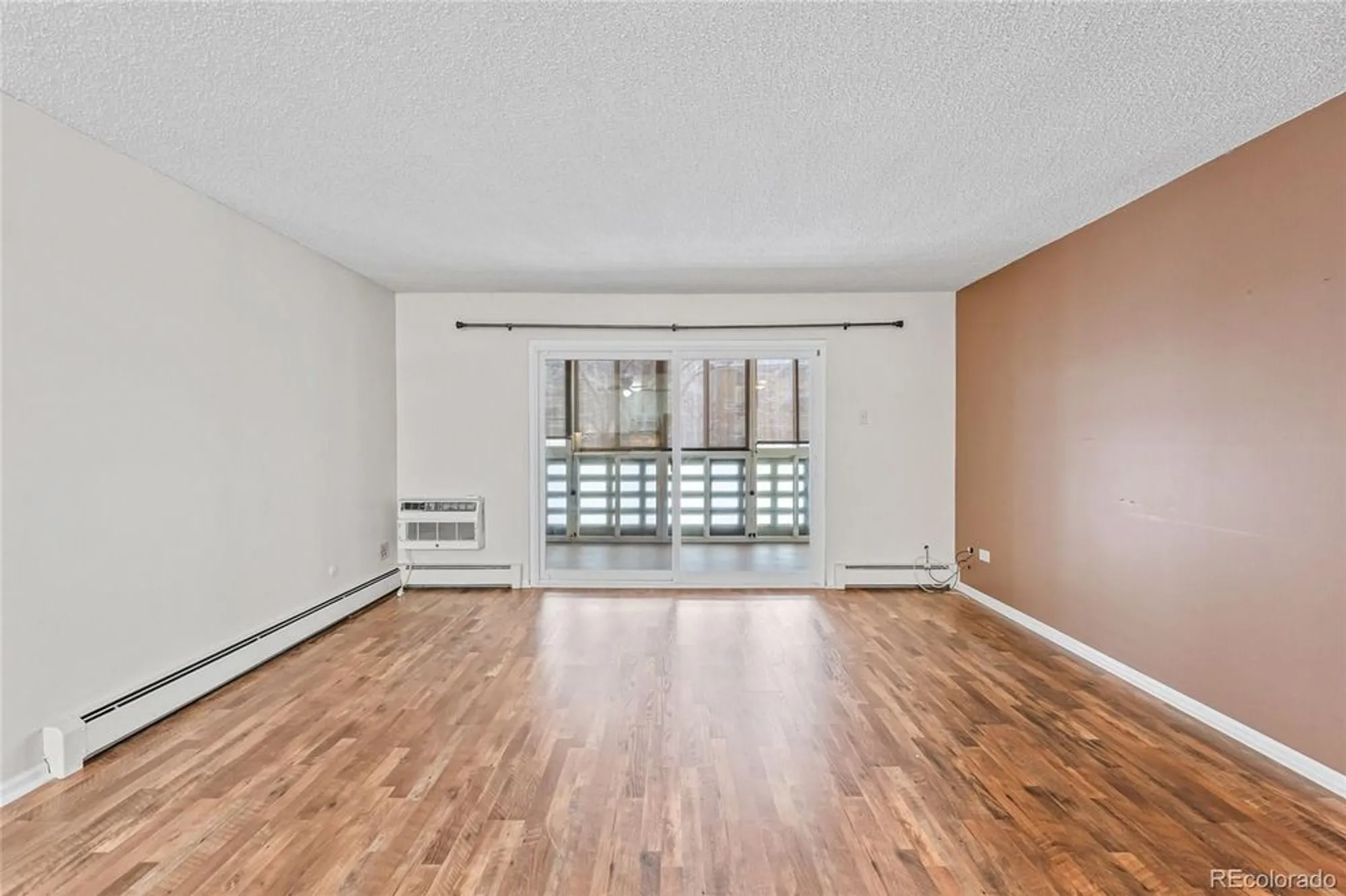 Property Slideshow image 12 of 34 | 610 s alton way 1b, Denver, CO, 80247