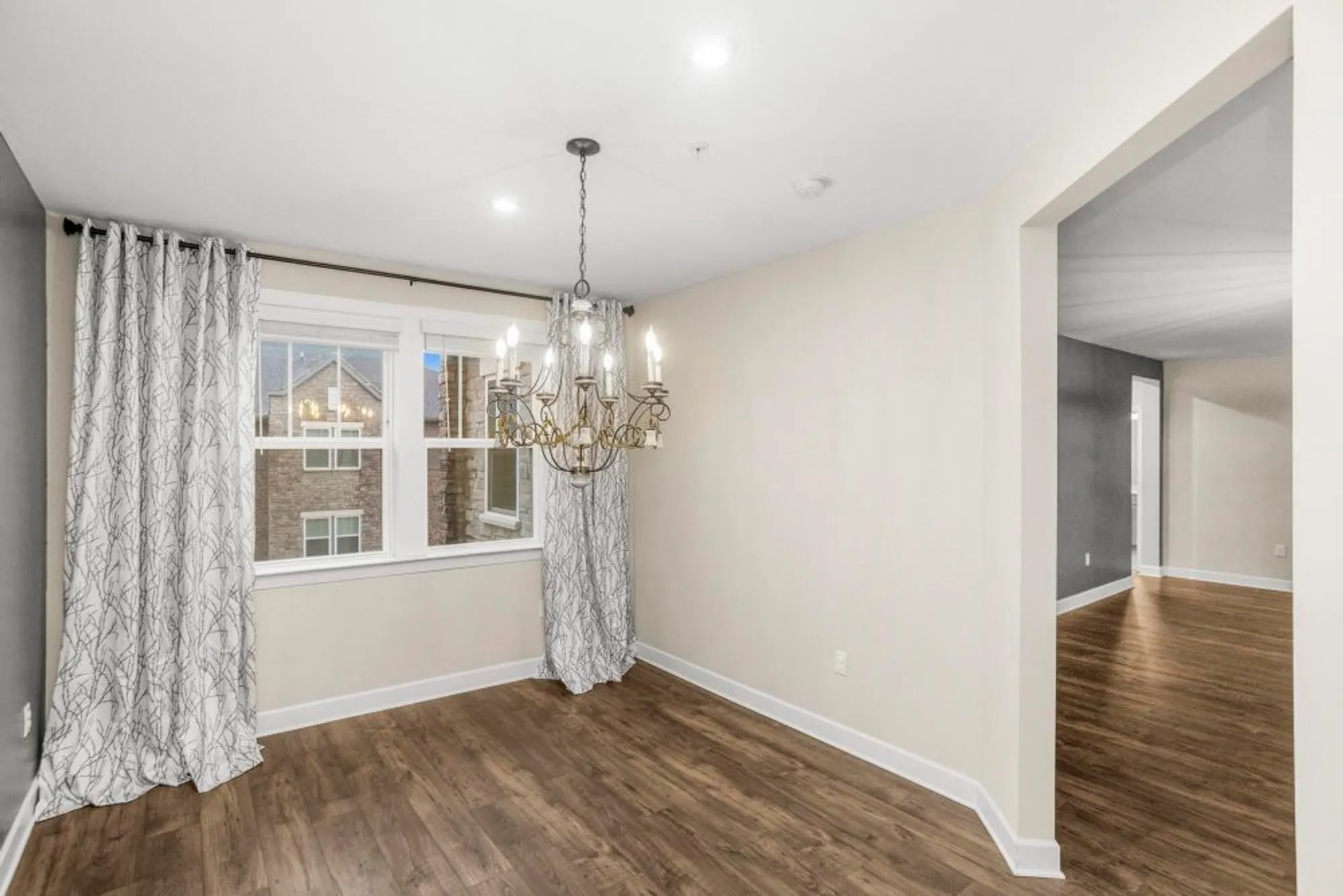 Property Slideshow image 34 of 60 | 141 saundersville rd apt 1402, Hendersonville, TN, 37075