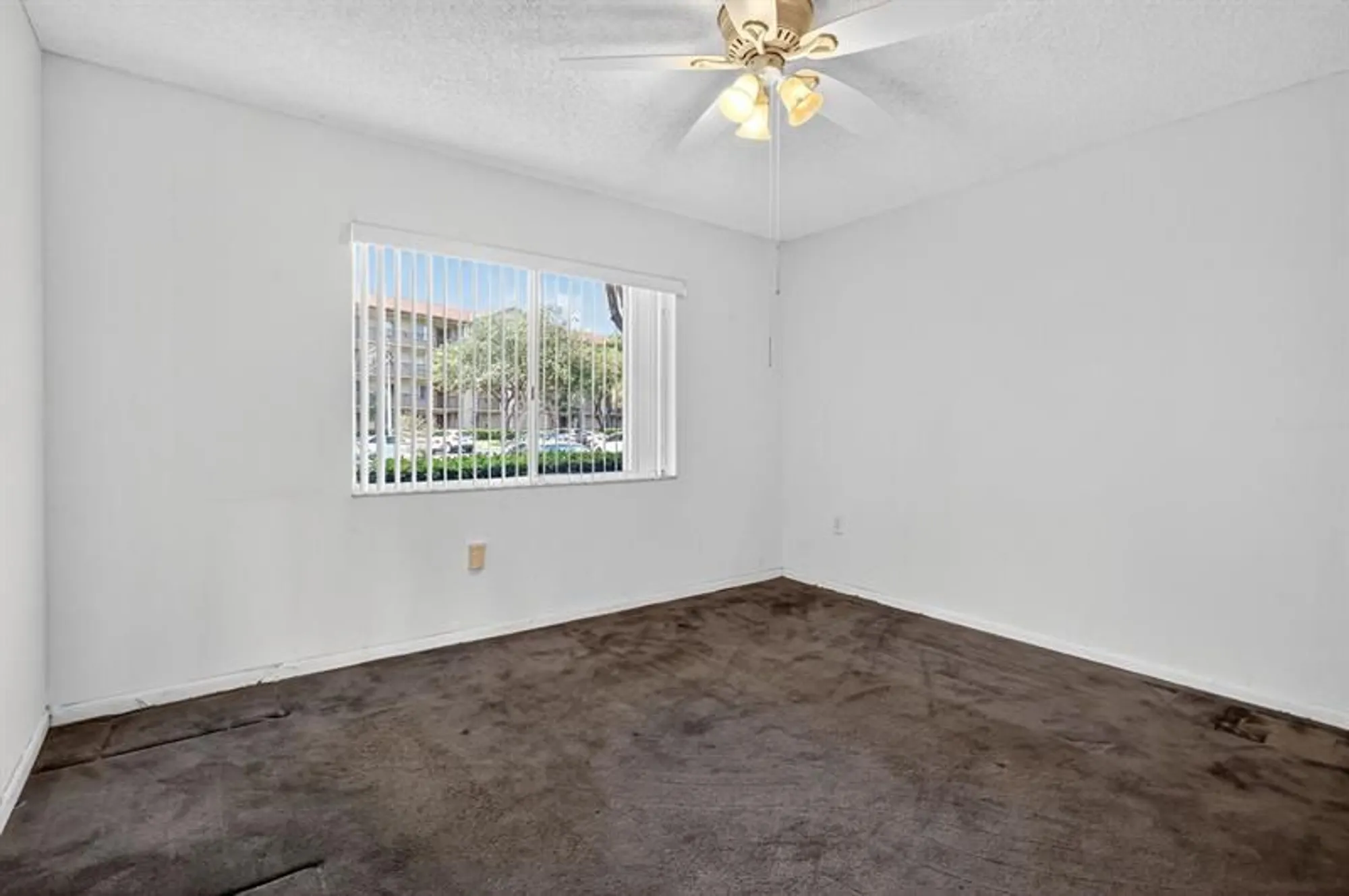 Property Slideshow image 47 of 70 | 1001 sw 141st ave, Pembroke Pines, FL, 33027