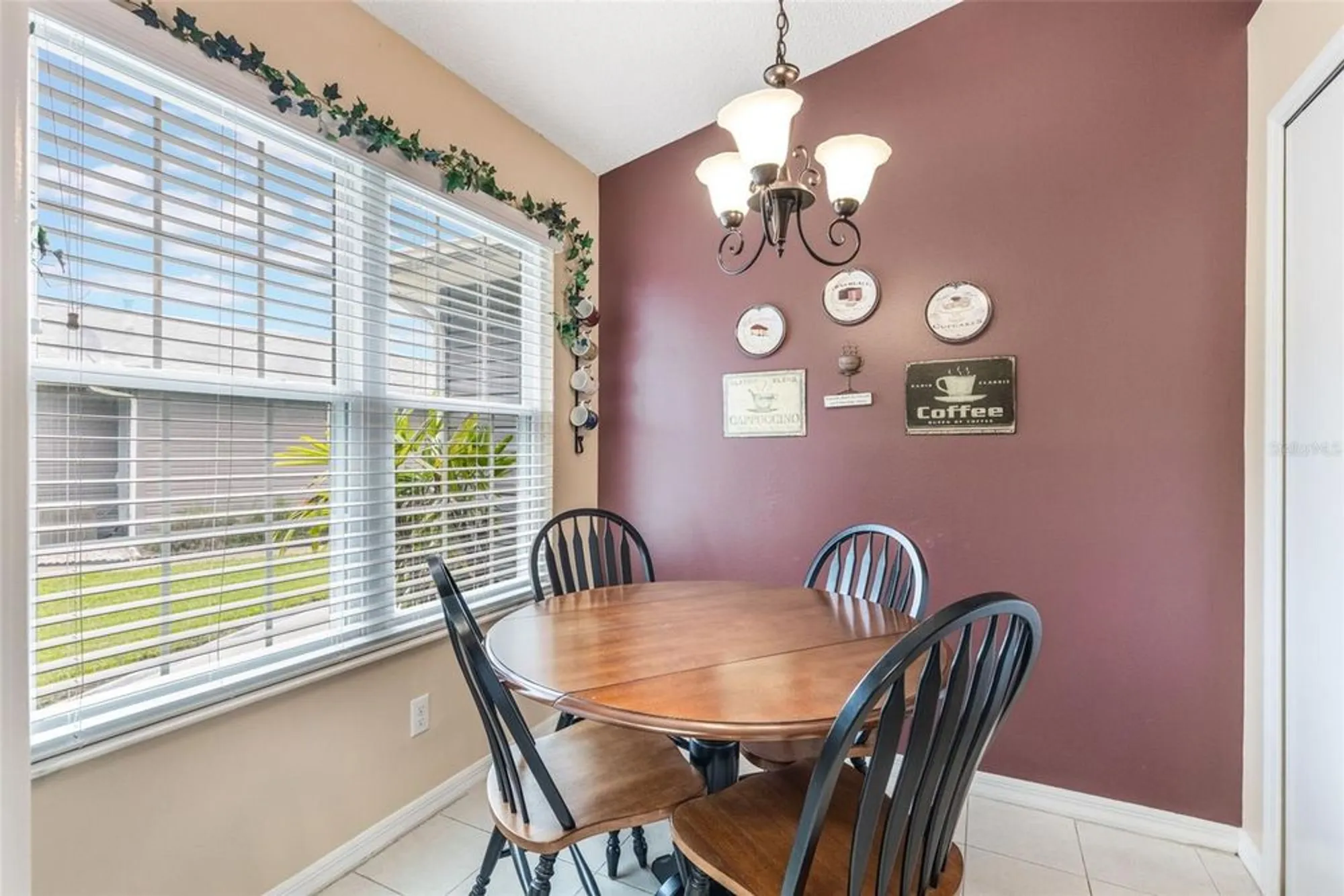 Property Slideshow image 11 of 60 | 26740 cash ct, Leesburg, FL, 34748