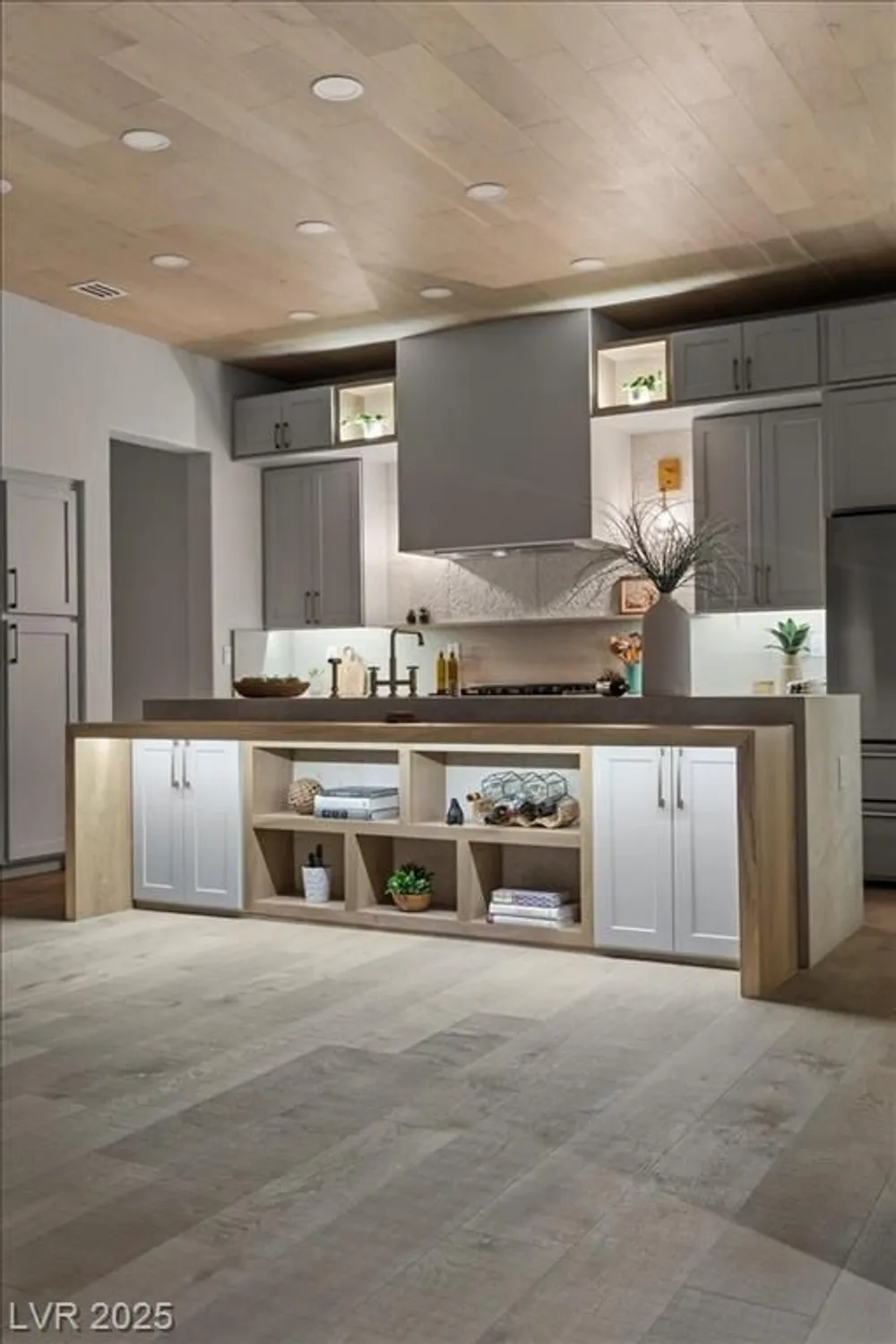 Property Slideshow image 70 of 78 | 2508 faiss dr, Las Vegas, NV, 89134