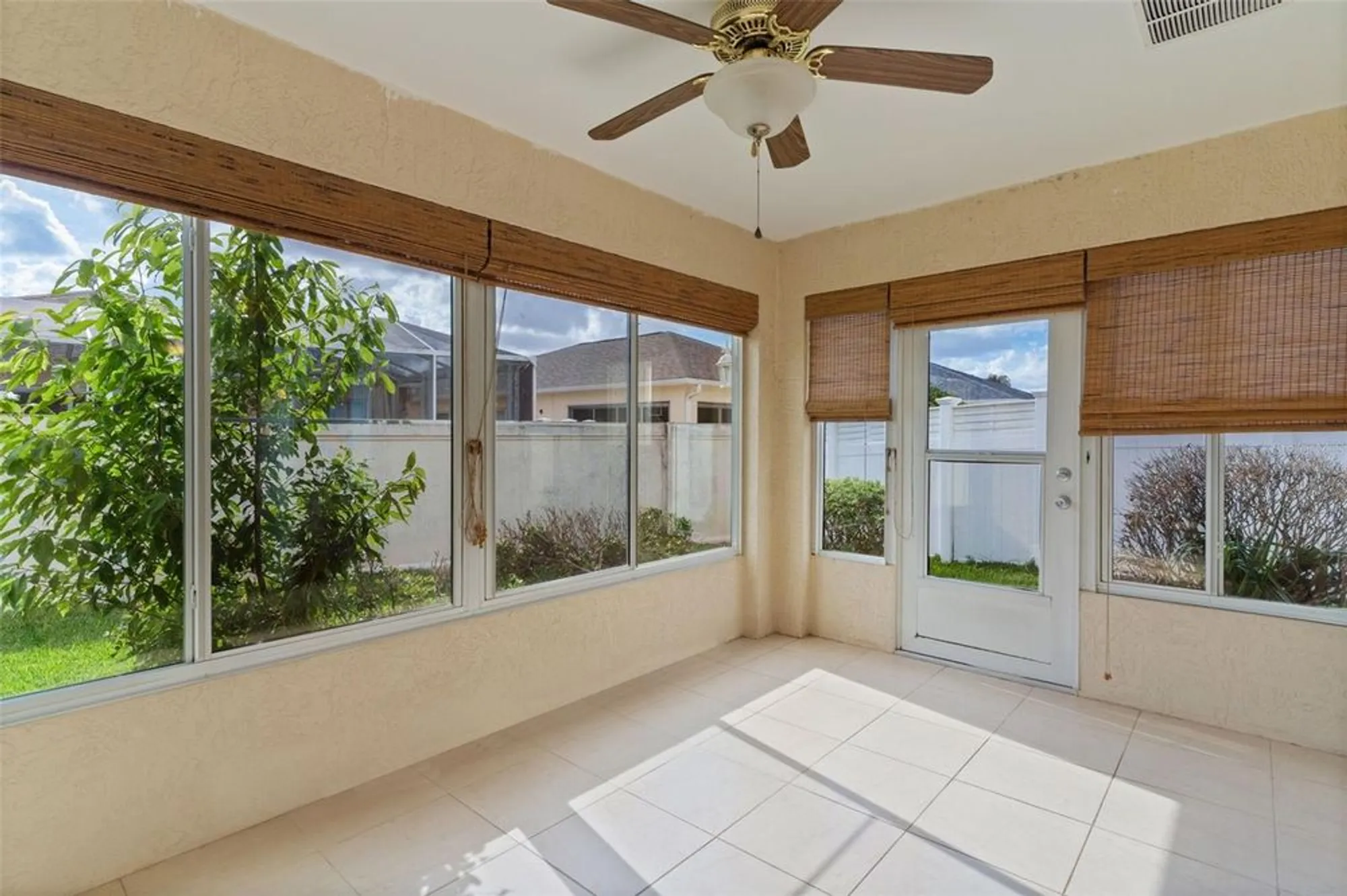 Property Slideshow image 26 of 40 | 7858 se 171st buchanan pl, The Villages, FL, 32162