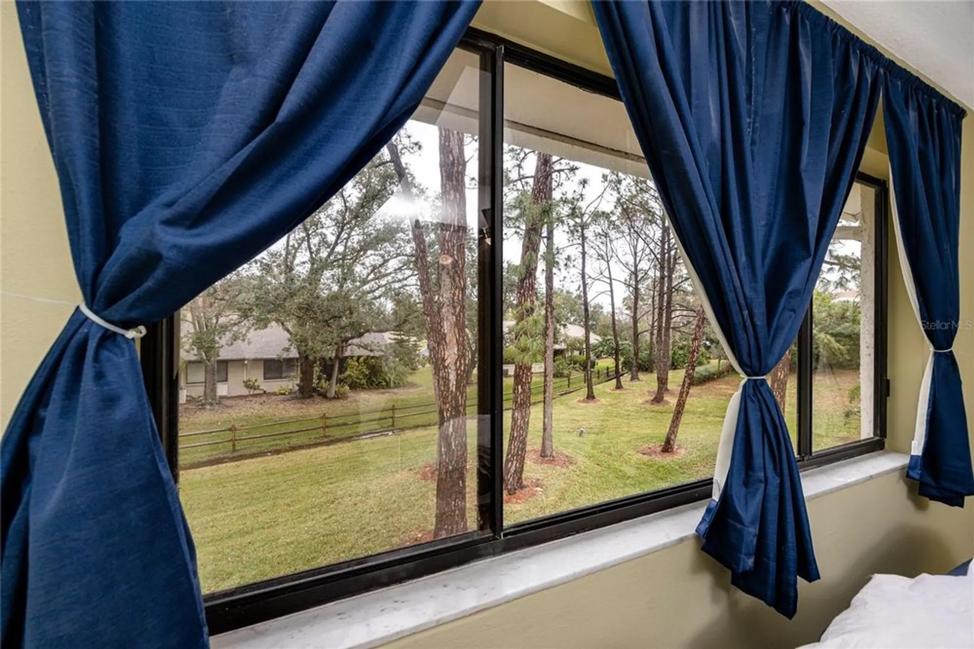 Property Slideshow image 24 of 47 | 2561 royal pines cir # 14h, Clearwater, FL, 33763