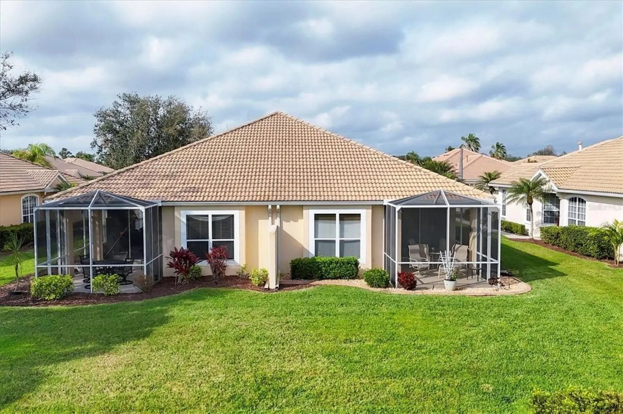 Property Slideshow image 35 of 62 | 4301 whispering oaks dr, North Port, FL, 34287