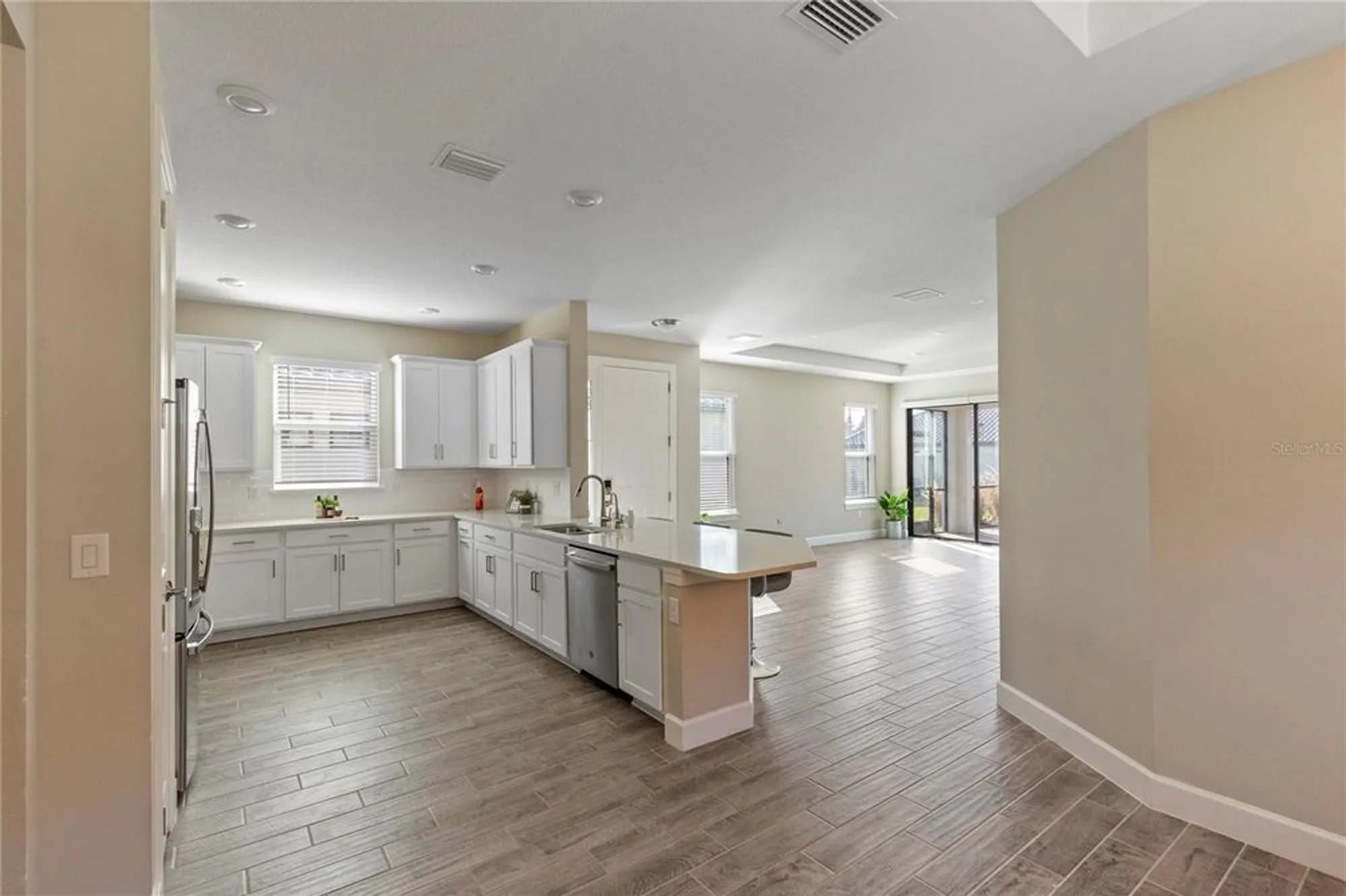 Property Slideshow image 10 of 41 | 4575 garofalo rd, Wesley Chapel, FL, 33543