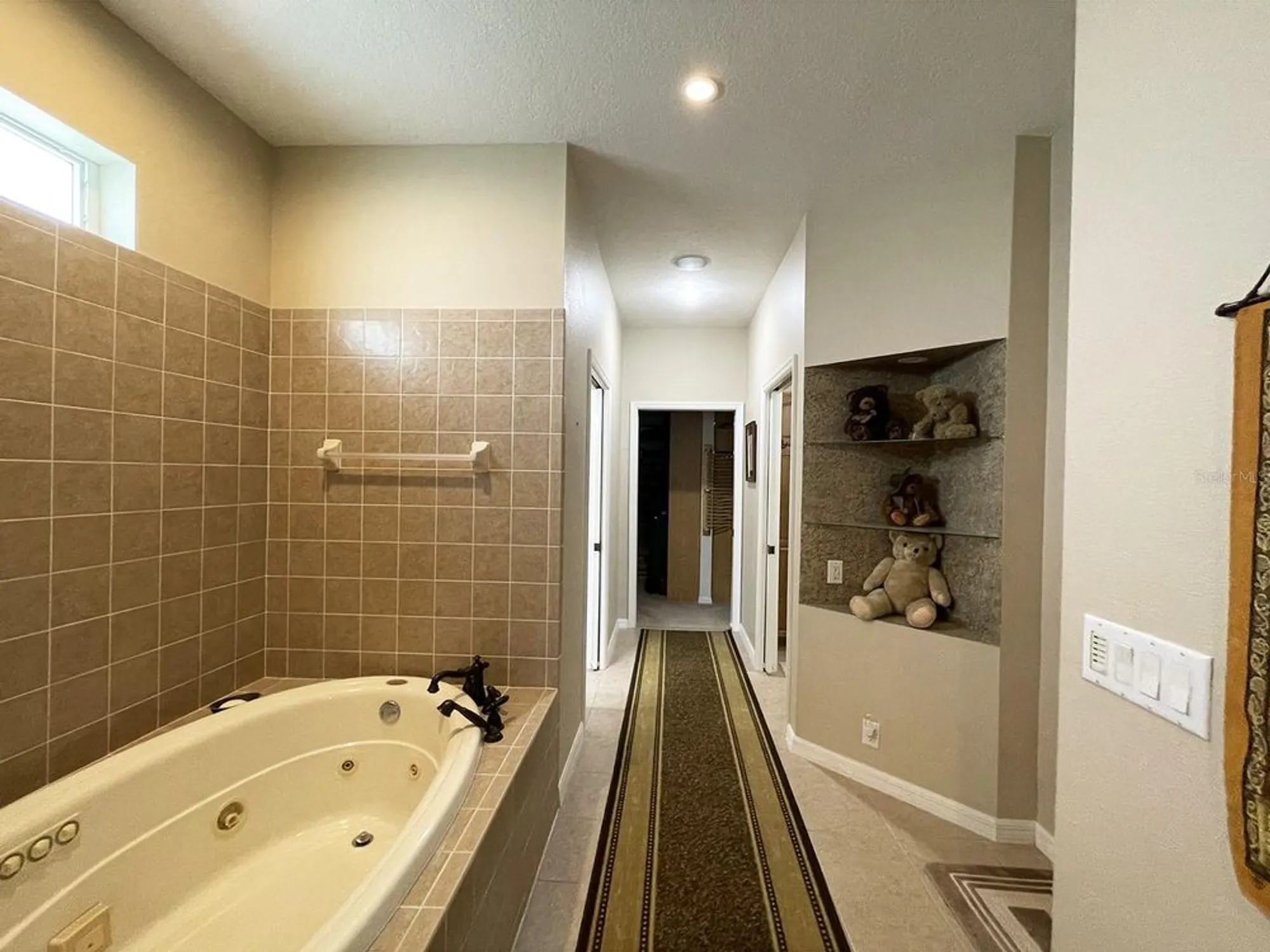 Property Slideshow image 30 of 45 | 4361 whistlewood cir, Lakeland, FL, 33811