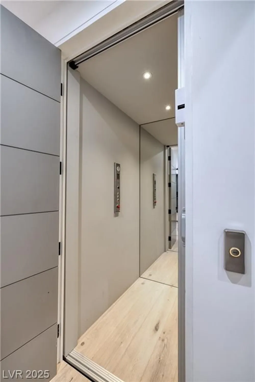 Property Slideshow image 76 of 99 | 12 rainbow point pl, Henderson, NV, 89011