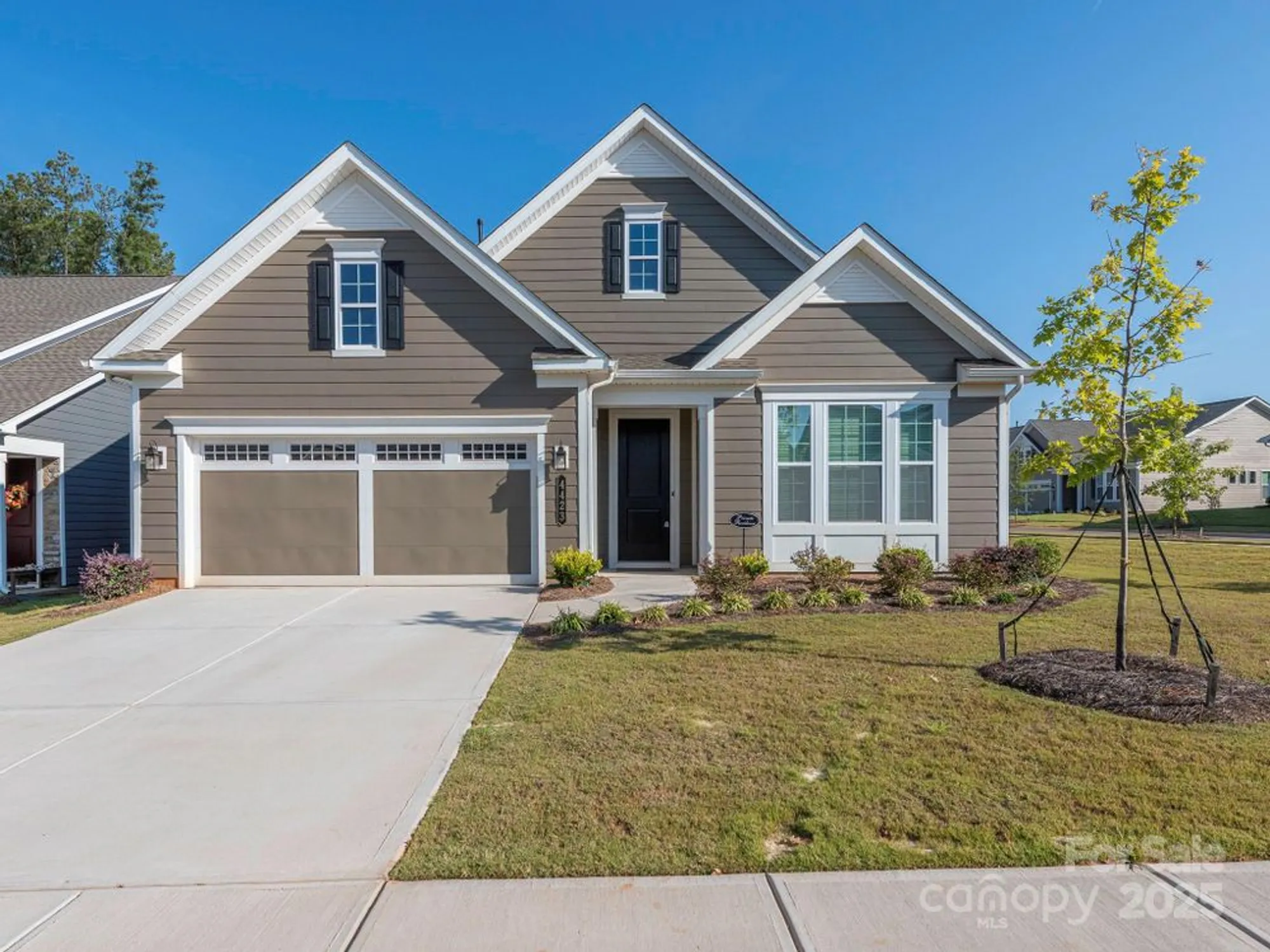 Property Slideshow image 1 of 35 | 4423 moxie way, Charlotte, NC, 28215