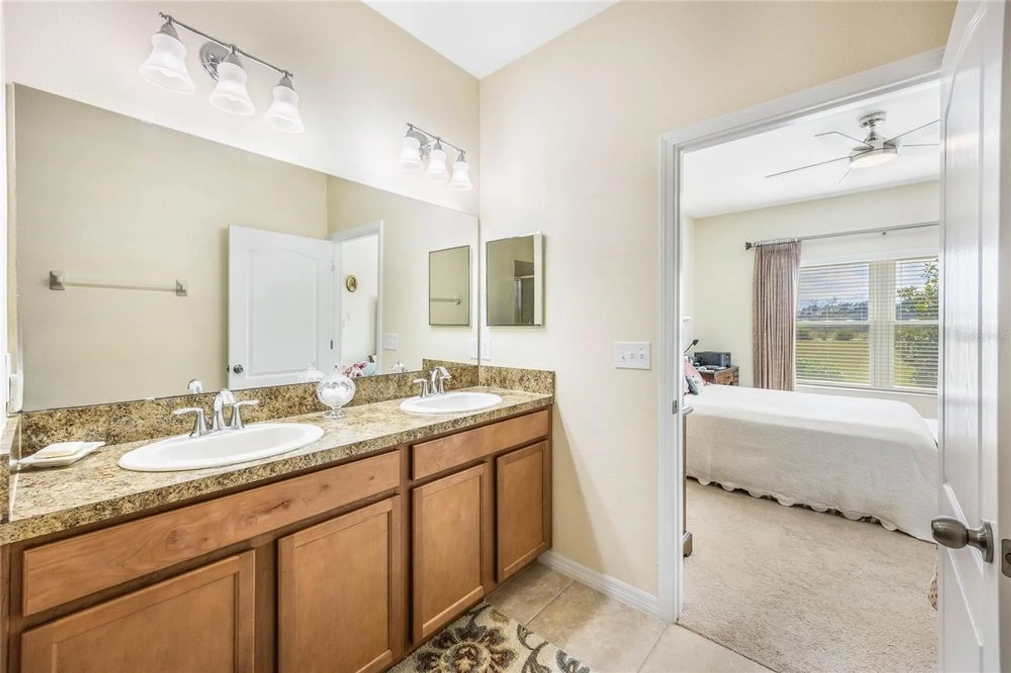 Property Slideshow image 15 of 31 | 3632 solana cir b, Clermont, FL, 34711