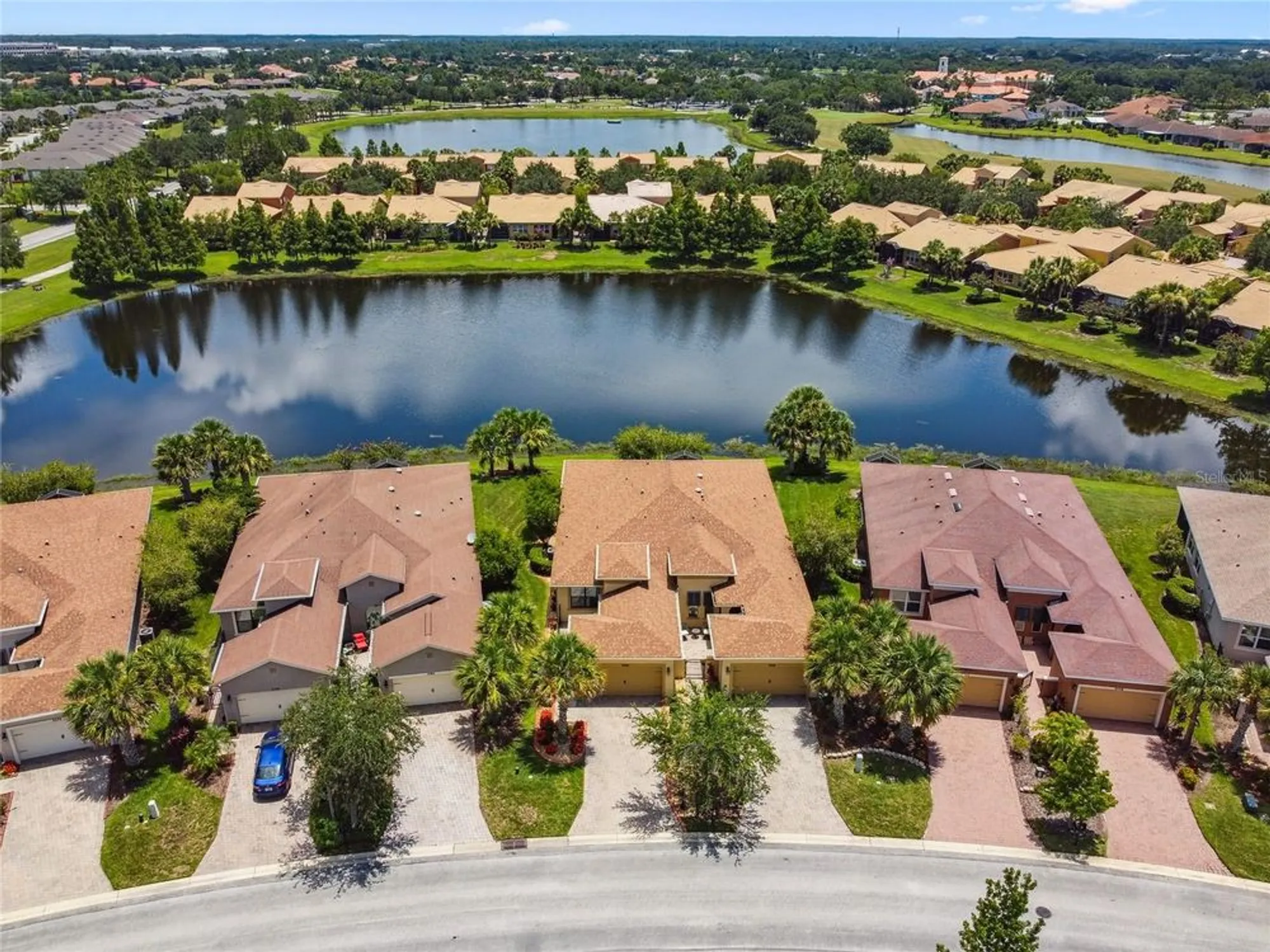 Property Slideshow image 46 of 63 | 3390 fallbrook dr, Kissimmee, FL, 34759