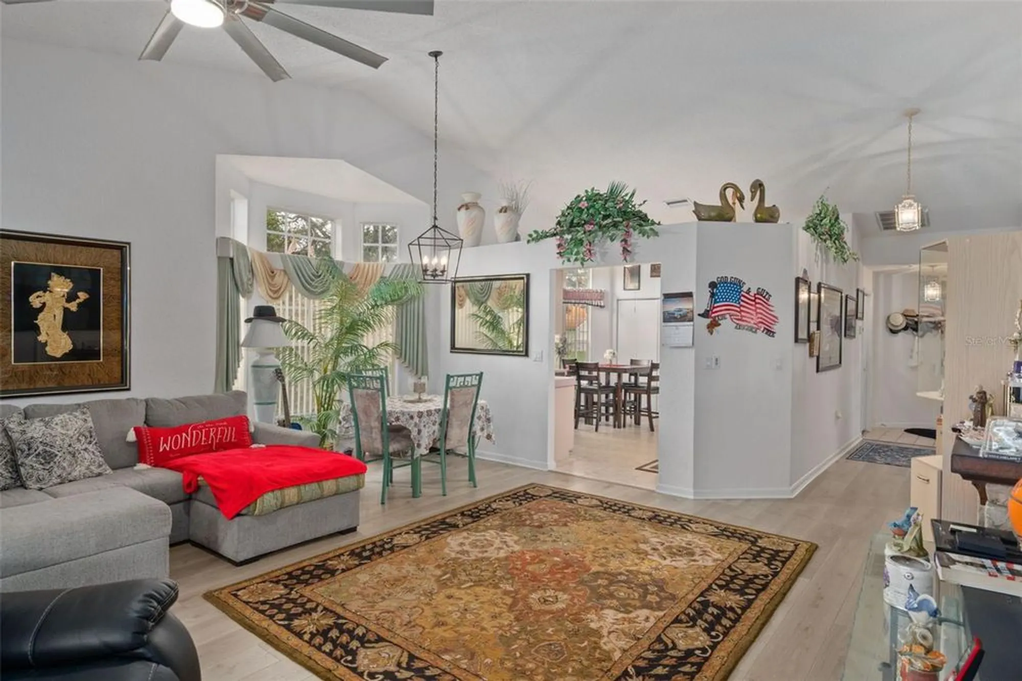 Property Slideshow image 8 of 46 | 9288 new orleans dr, Weeki Wachee, FL, 34613